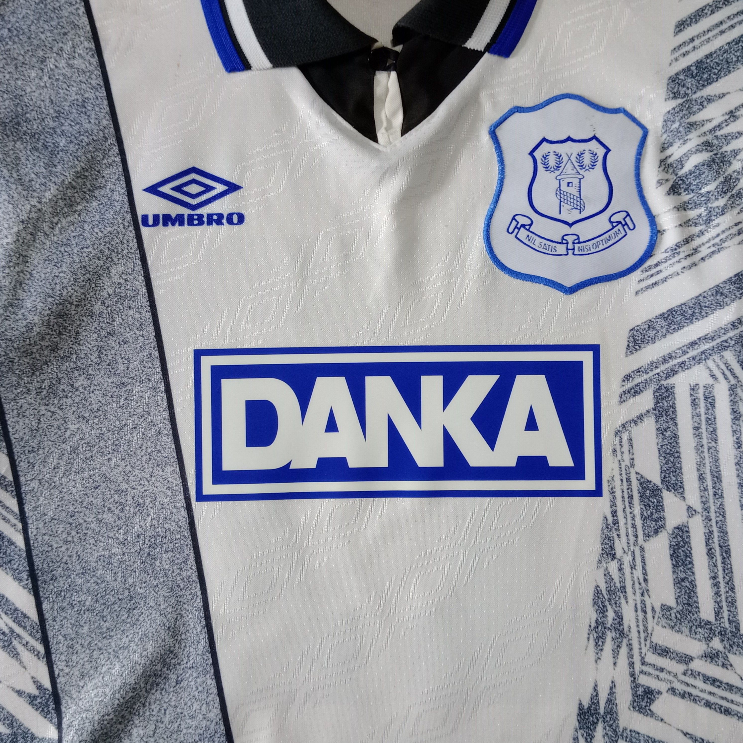 Umbro Everton 1995-1996 Away Jersey Andrei Kanchelskis 14 Size US XL / EU 56 / 4 - 3 Thumbnail