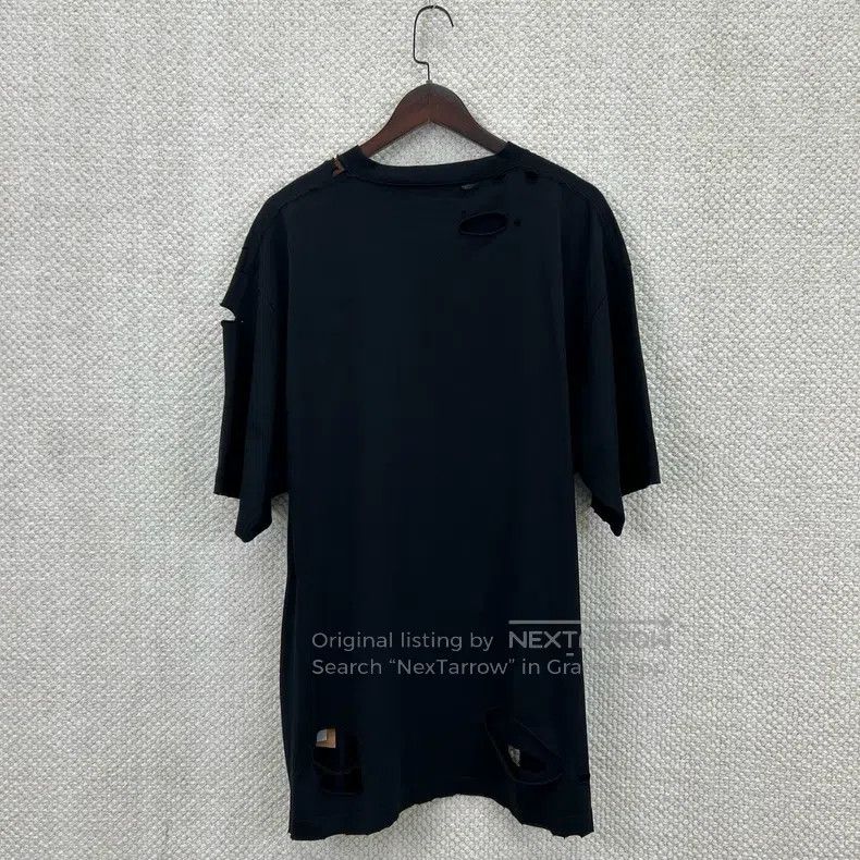 Balenciaga Balenciaga Letter Printed Round Neck Ripped Short Sleeve Size US XS / EU 42 / 0 - 2 Thumbnail