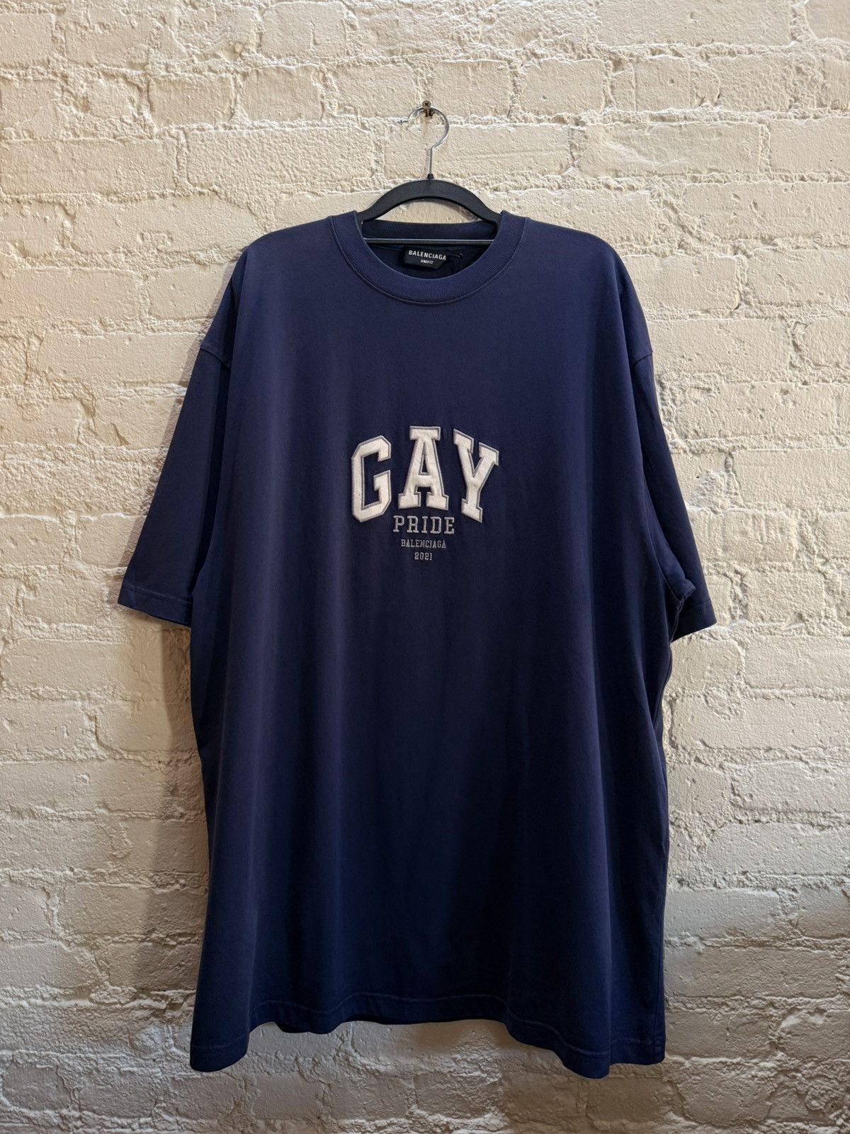 Balenciaga SS22 Gay Pride Tee Size US S / EU 44-46 / 1 - 1 Thumbnail