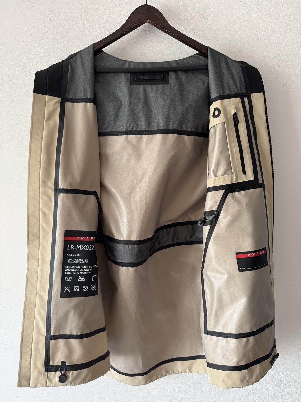Prada 🔥🔥 Prada Linea Rossa Beige Rain Jacket Size US L / EU 52-54 / 3 - 3 Thumbnail