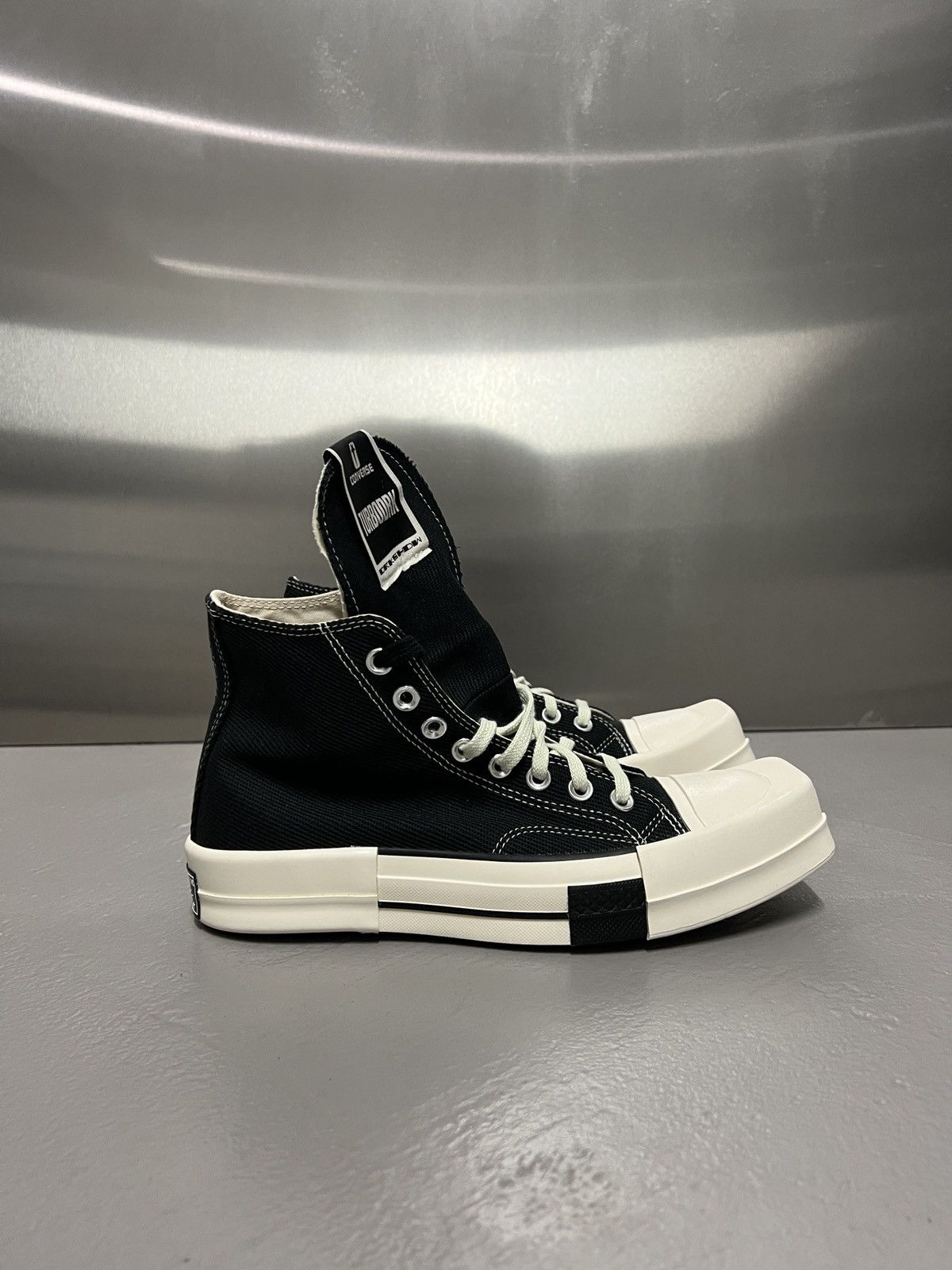 Converse TURBODRK Sneakers Size US 7 / EU 40 - 1 Thumbnail