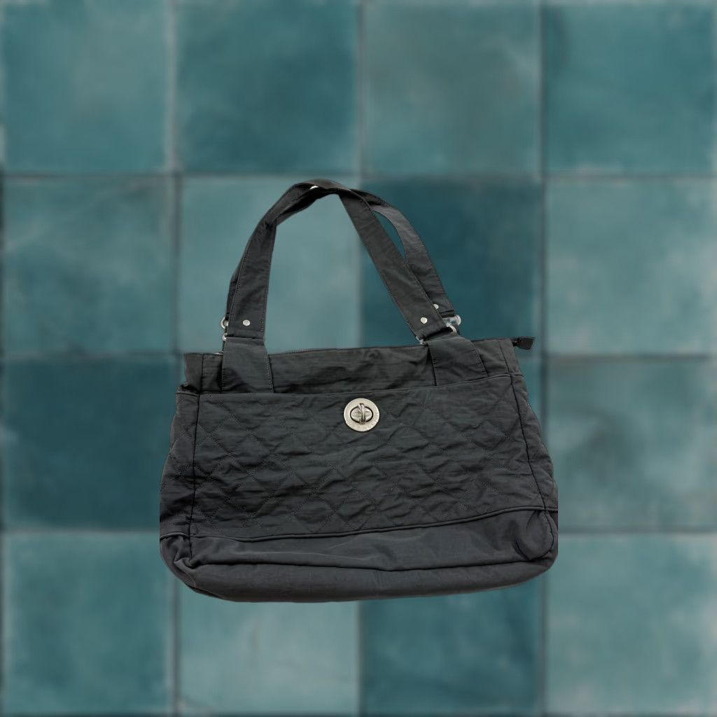 Vintage Baggallini Tote Bag Womens Large Quilted Shoulder Purse Pink Lining Black 18 in 13 in Tote Bag Women Quilted Top Zip Size L / US 10 / IT 46 - 1 Thumbnail