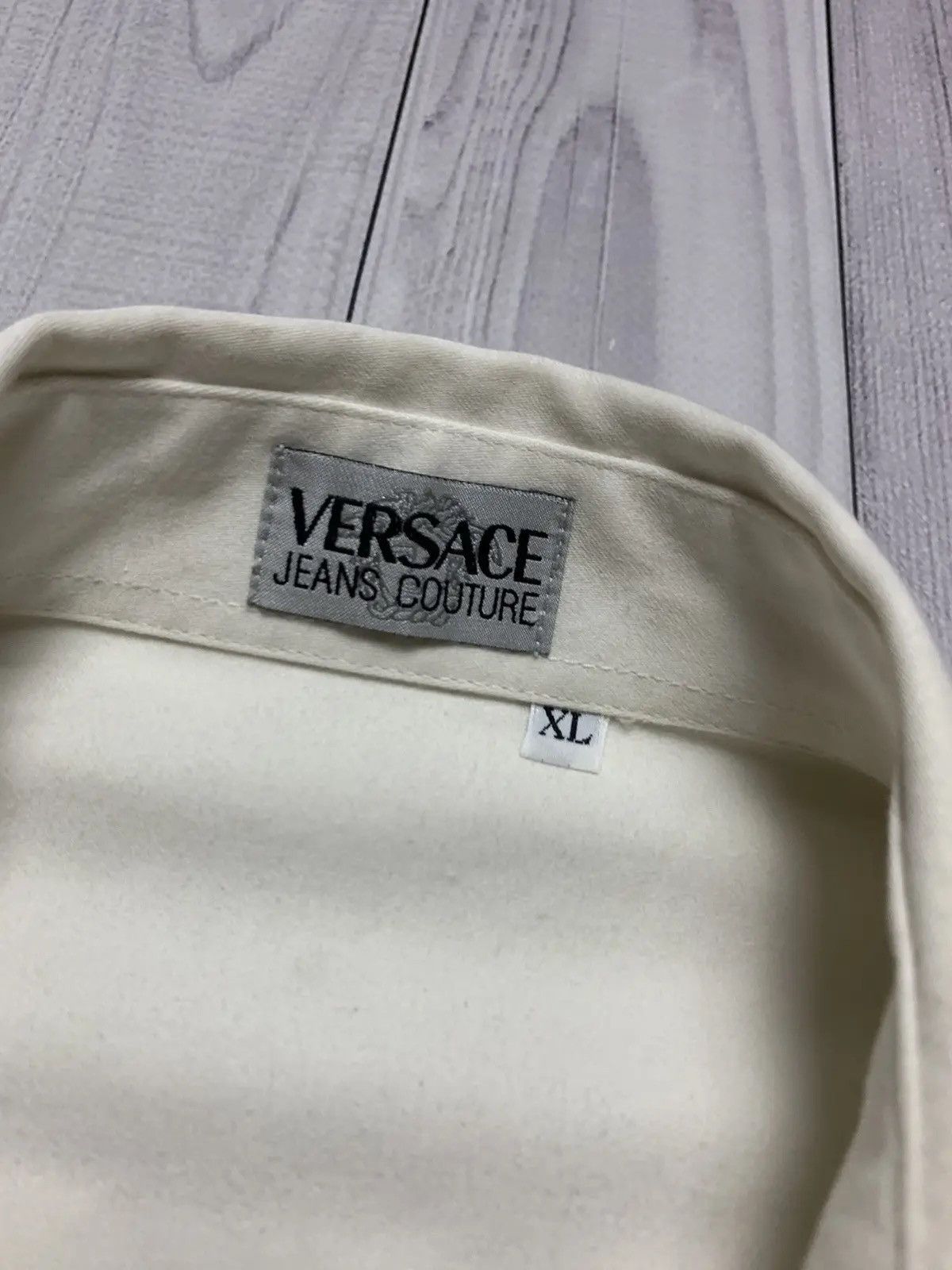 Vintage Vintage Shirt Versace jeans couture size XL Size US XL / EU 56 / 4 - 6 Thumbnail