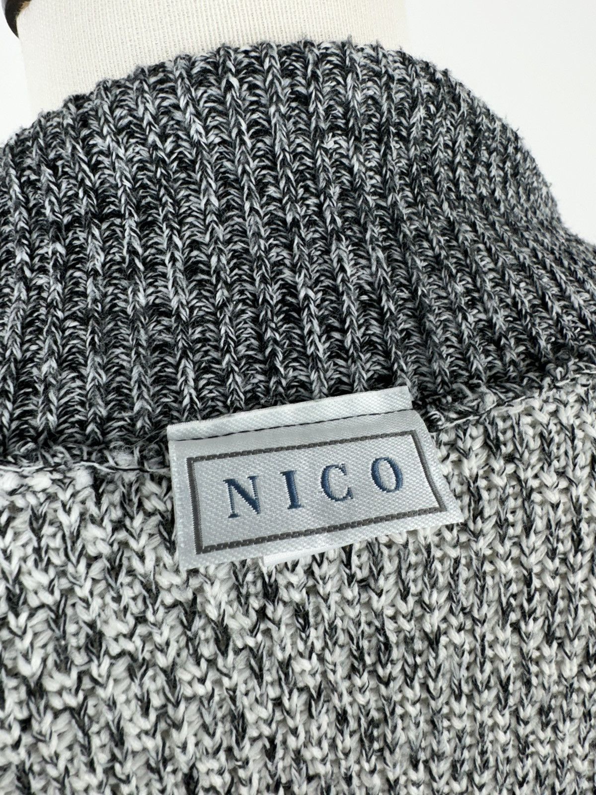 Vintage Men’s Vintage NICO Abstract Cardigan Sweater size S Size US S / EU 44-46 / 1 - 7 Thumbnail