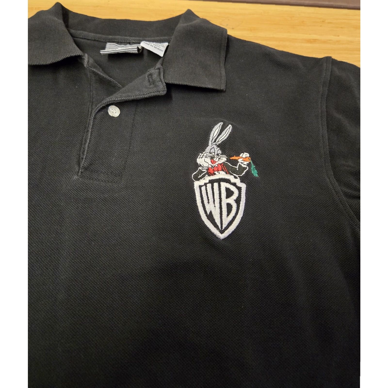 Vintage VINTAGE Warner Bros Polo Shirt Mens Small Embroidered WB Bugs Bunny Shield Black Polo Short Sleeve 100% Cotton" Size US S / EU 44-46 / 1 - 2 Thumbnail
