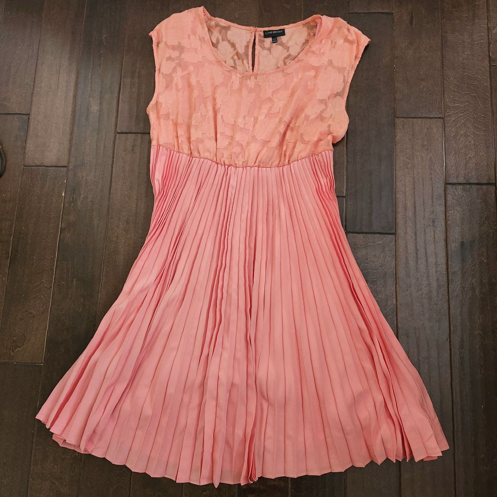 Vintage VINTAGE Lane Bryant Coral Lace Pleated Dress Womens 18/20 Midi Size XXL / US 16-18 / IT 52-54 - 2 Thumbnail