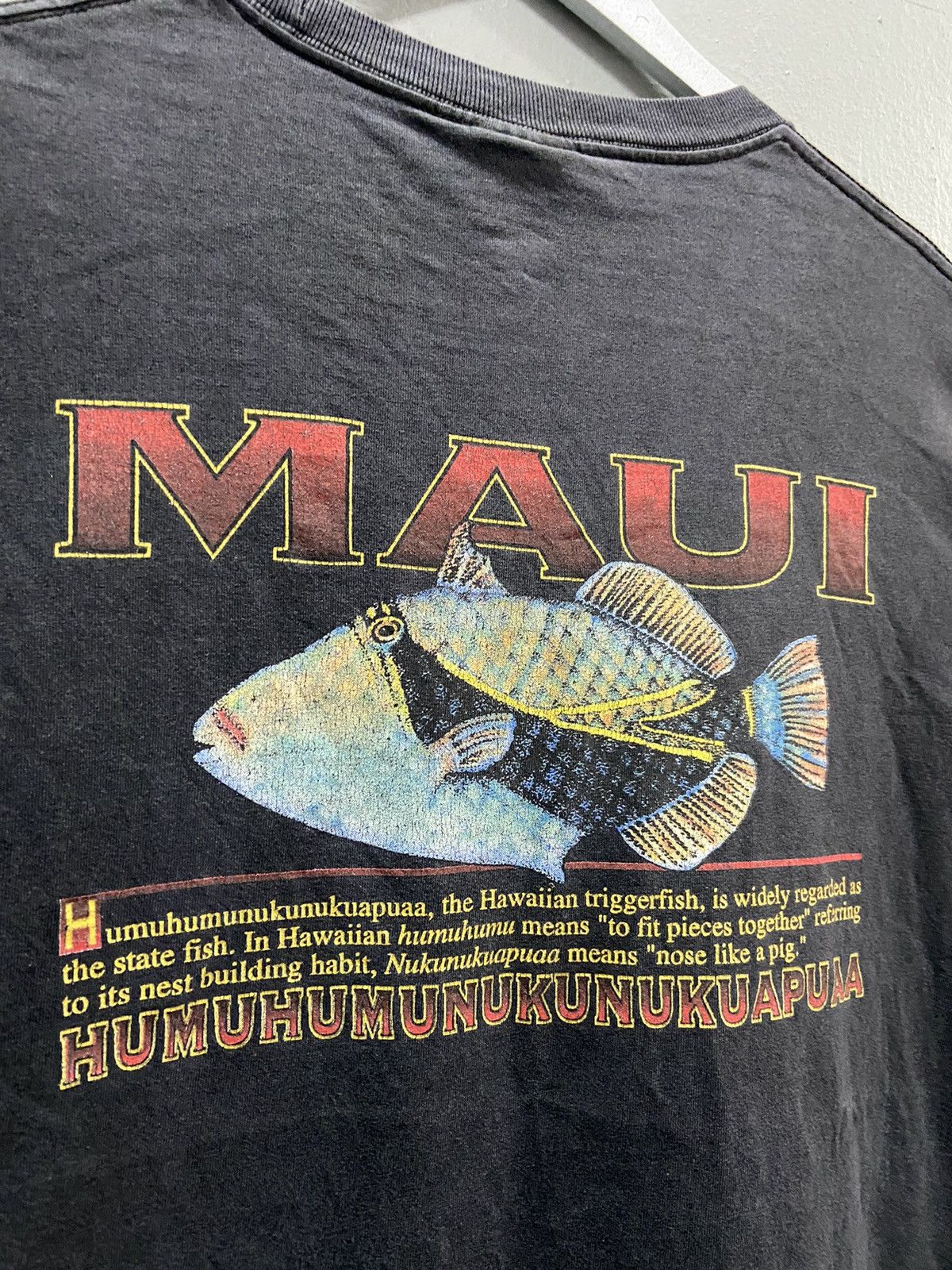 Vintage VINTAGE HUMUHUMUNUKUNUKUAPUA MAUI HAWAII TEE SHIRT Size US XL / EU 56 / 4 - 6 Thumbnail