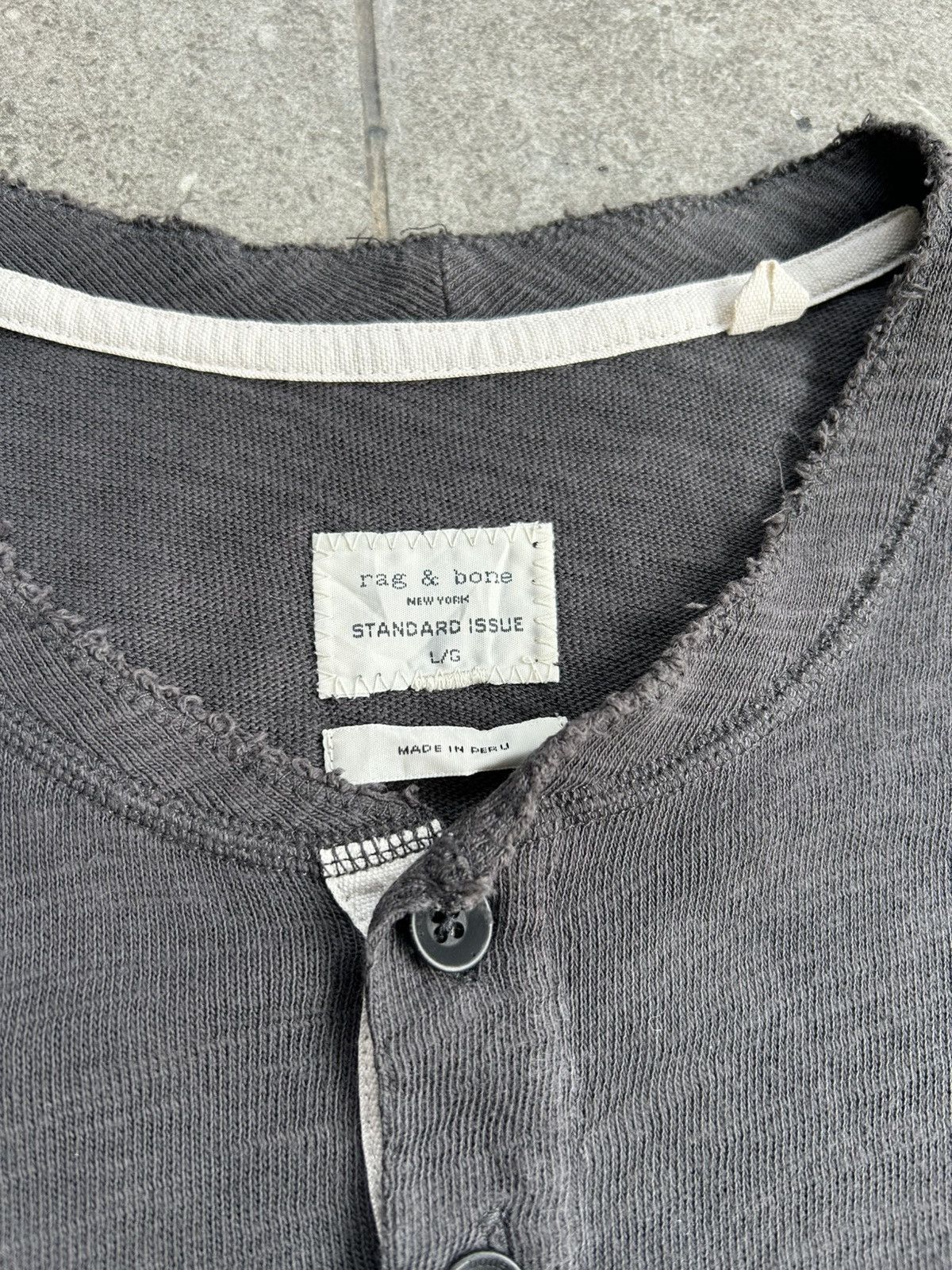 Rag & Bone Rag & Bone Distressed Style T-shirt Size US L / EU 52-54 / 3 - 2 Thumbnail