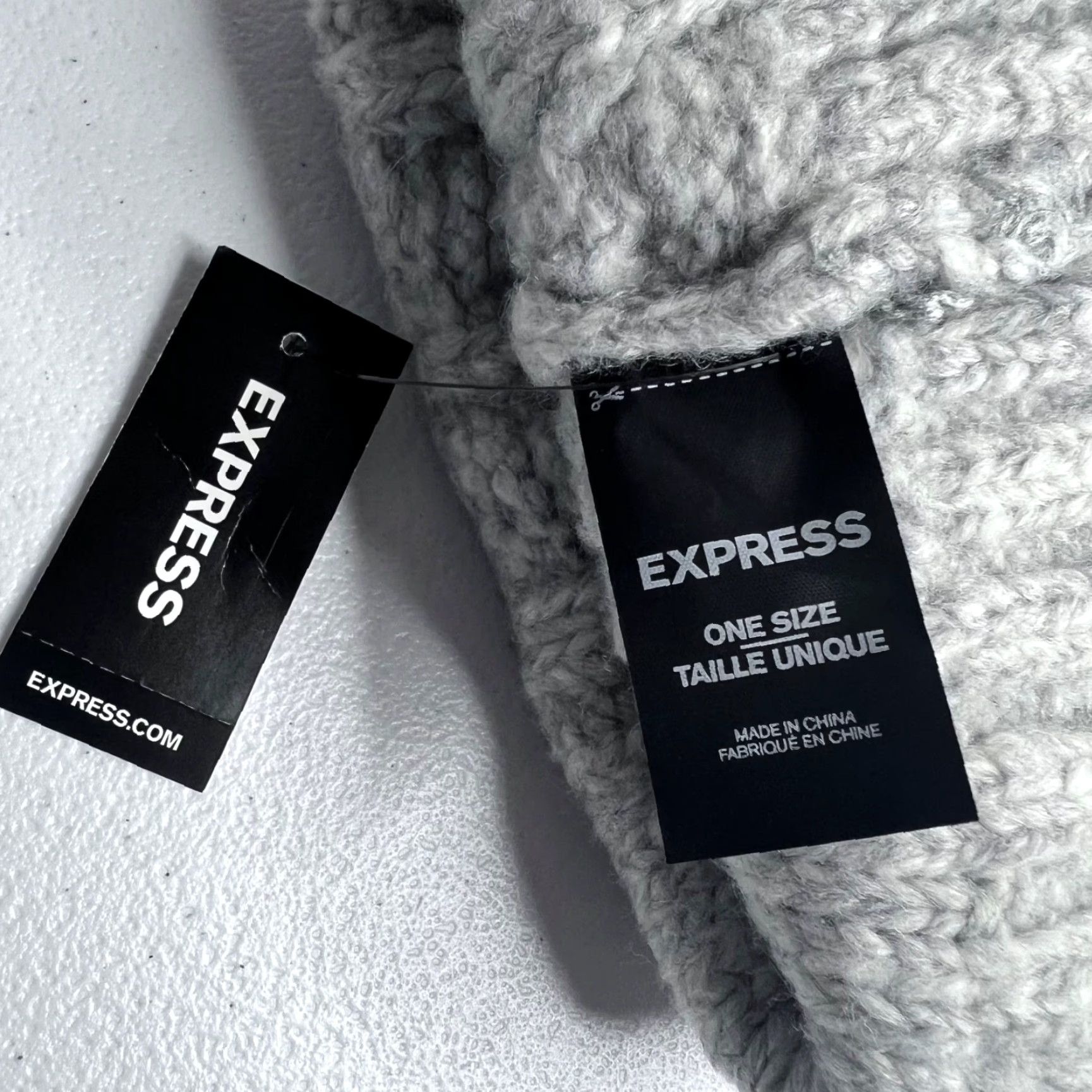 Express Express Beanie Women's One Size Gray Faux Fur Pom Cable Knit NEW Size ONE SIZE - 6 Thumbnail
