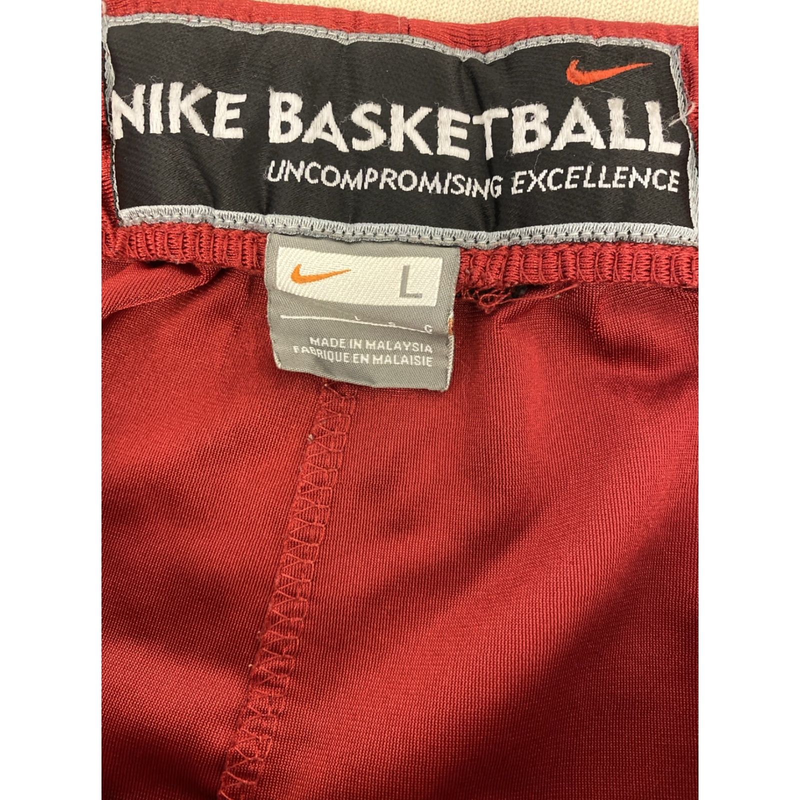Nike Nike Mens Activewear Shorts Size L Red Black /114-50 Size US 31 - 8 Thumbnail