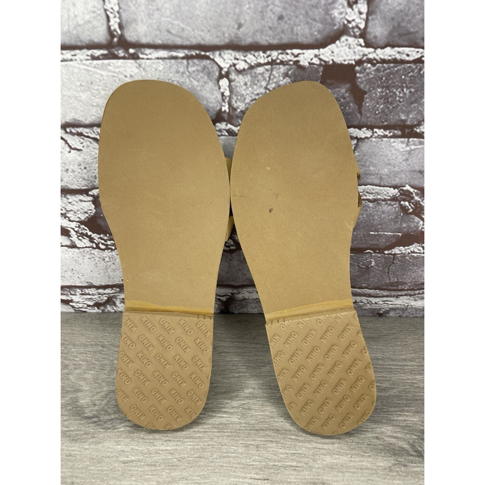Other KINO Tan Yellow Slides Buckle Strap Cushion Comfort Sandals Size US 8 / IT 38 - 6 Thumbnail