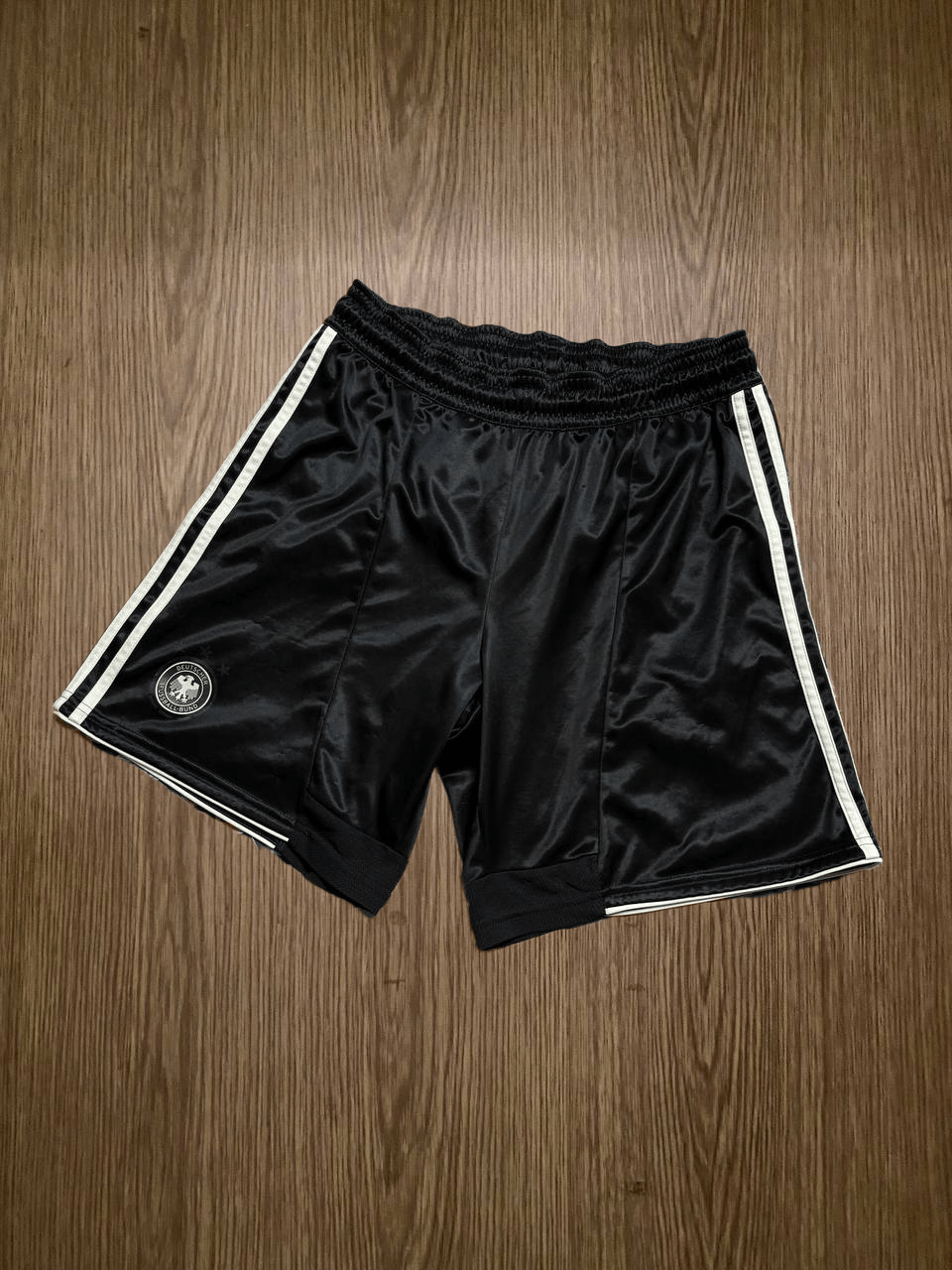 Adidas Vintage adidas shorts Size US 34 / EU 50 - 1 Thumbnail