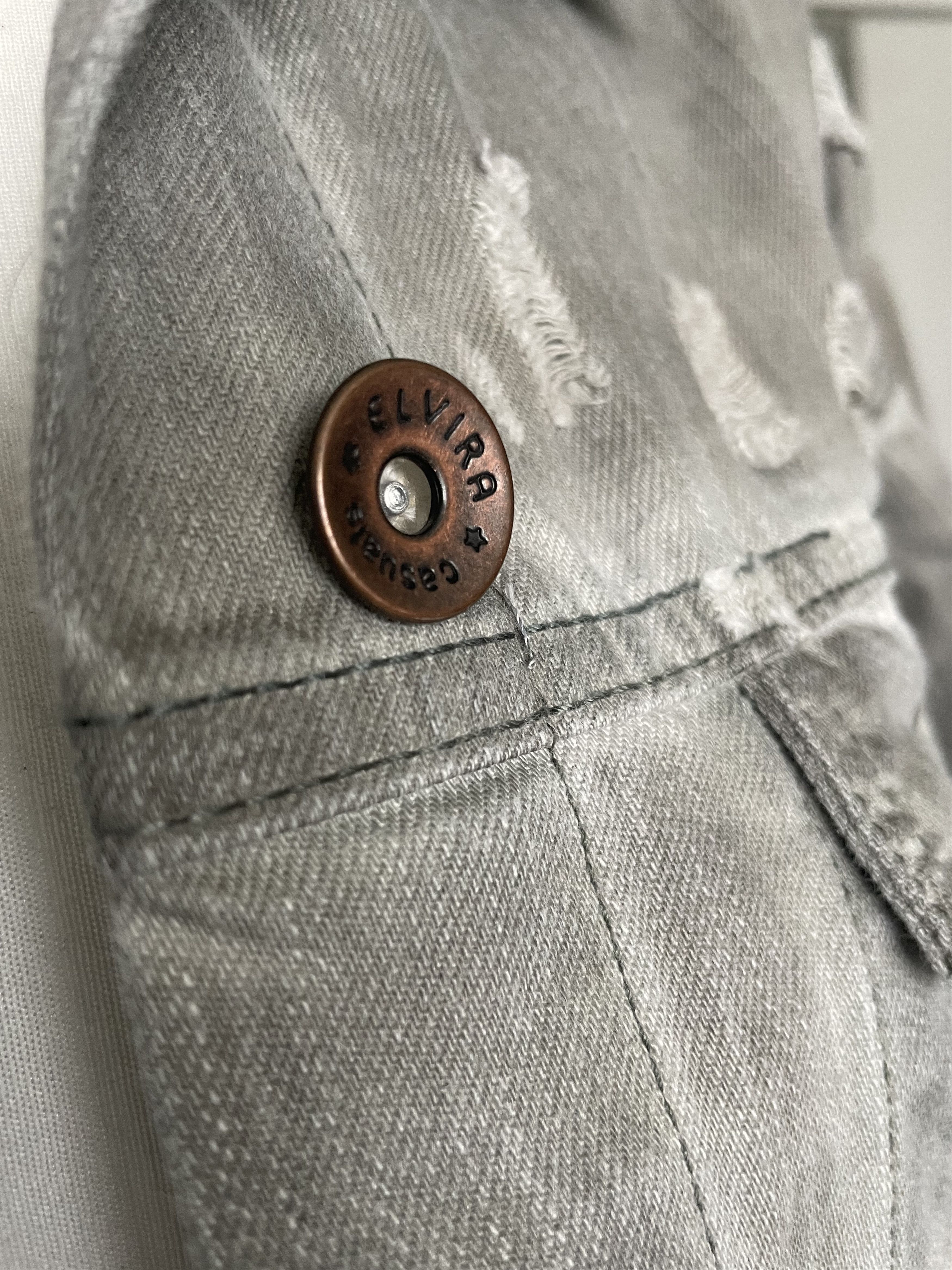 elvira.in.net Unique long denim jacket by Elvira Casual Vintage S 90s gray Size S / US 4 / IT 40 - 7 Thumbnail