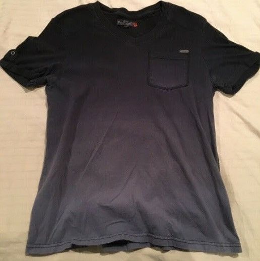 Guess Vintage-Wash G By Guess Ombré V-Neck – Pocket Detail – Small Size US S / EU 44-46 / 1 - 2 Thumbnail