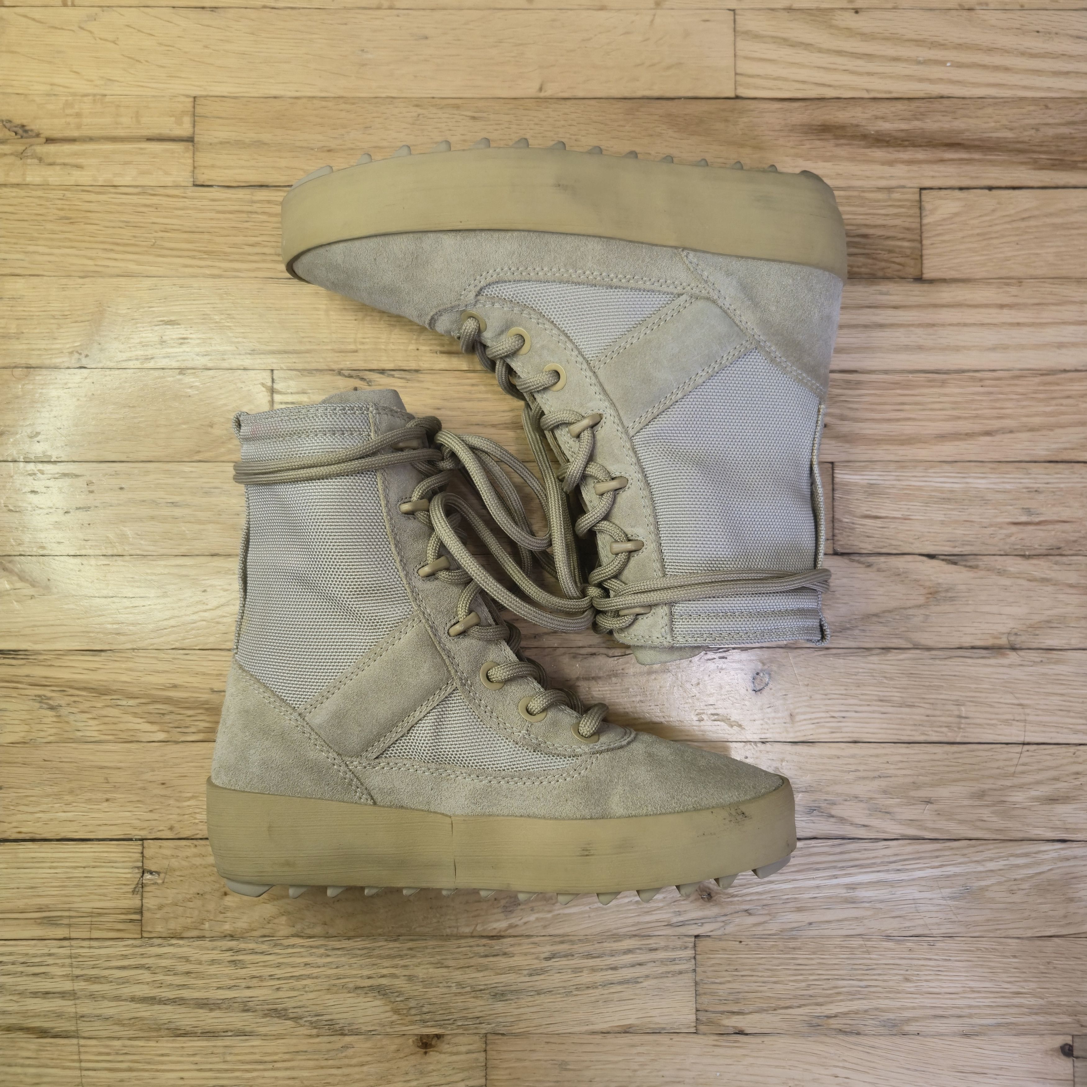 Yeezy Yeezy Military Boot Season 3 Rock Size US 5 / IT 35 - 1 Thumbnail