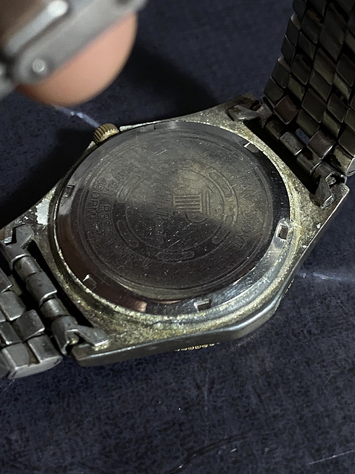 Vintage Vintage Philip Persio Quartz Watch Gold Black Japanese Brand Size ONE SIZE - 11 Thumbnail