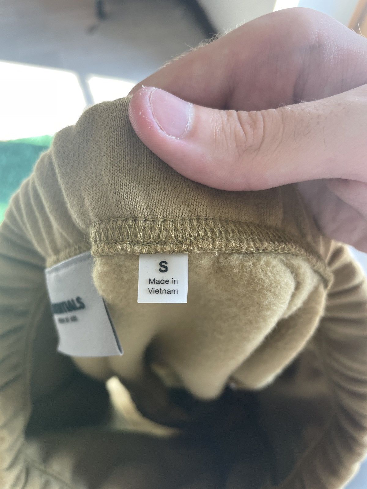Essentials × Fear of God Fear of God Essentials FW21 Sweat Short Amber S Size US 30 / EU 46 - 4 Thumbnail