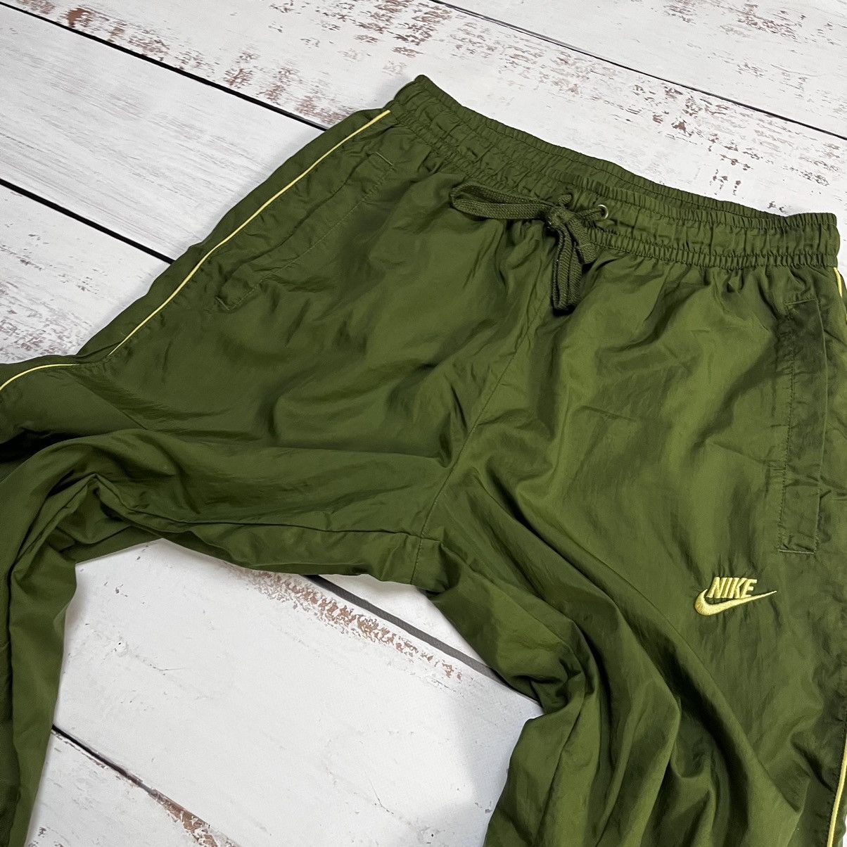 Nike Nike Track Green Pants Nylon Joggers Baggy fit Size US 32 / EU 48 - 4 Thumbnail