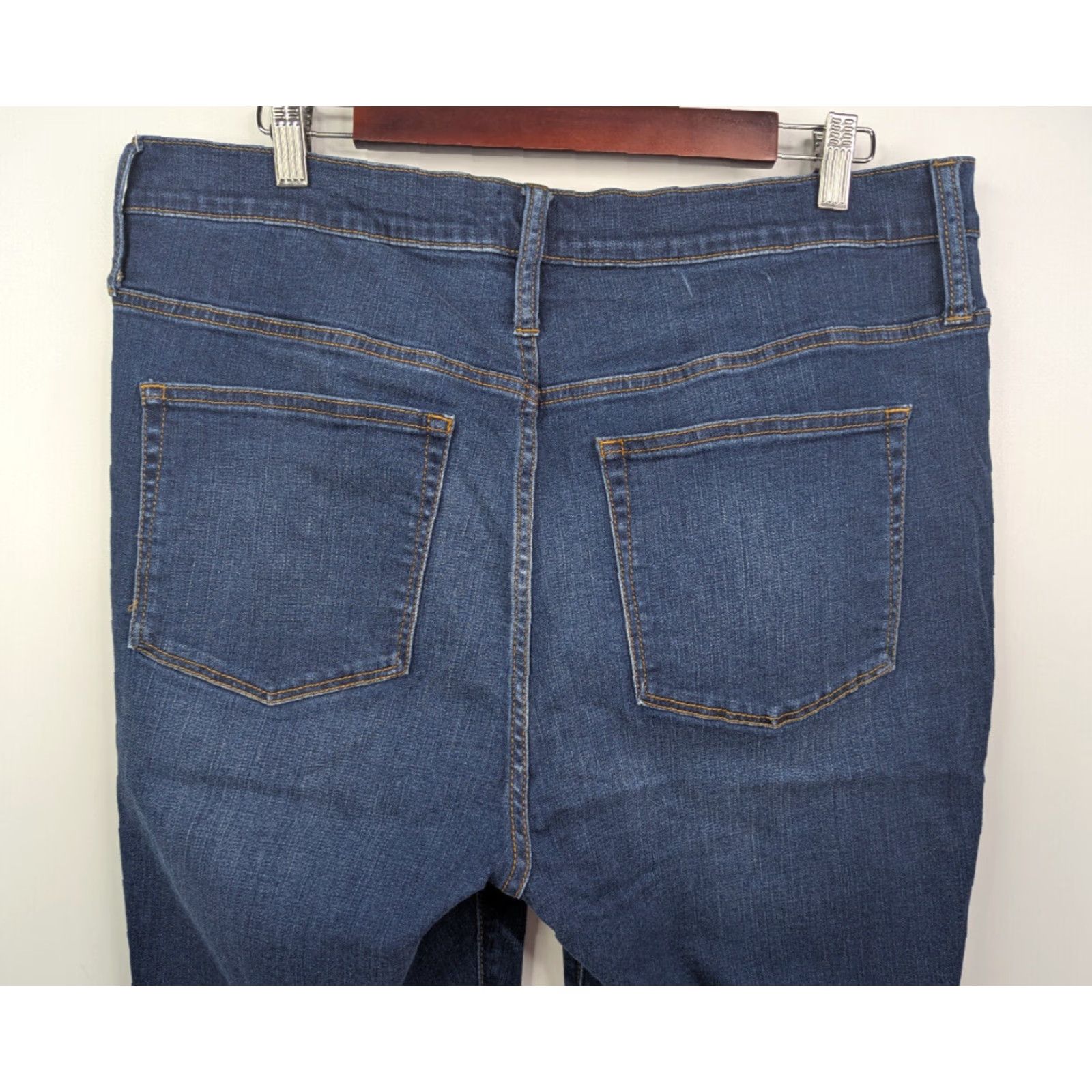 J.Crew J. Crew High-Rise Vintage Straight Jean Button Fly 34 Stormy Ink Blue AB622 Womens Jeans Modern American Style Cropped 5-Pocket Size 24" / US 00 / IT 34 - 5 Thumbnail
