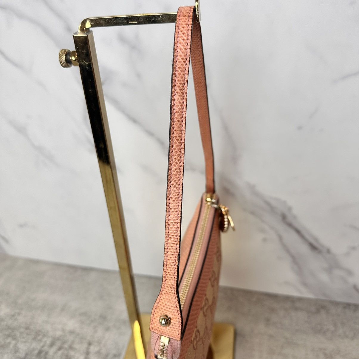 Gucci RARE Vintage Gucci Monogram Pochette with Bee Charm Size ONE SIZE - 7 Thumbnail
