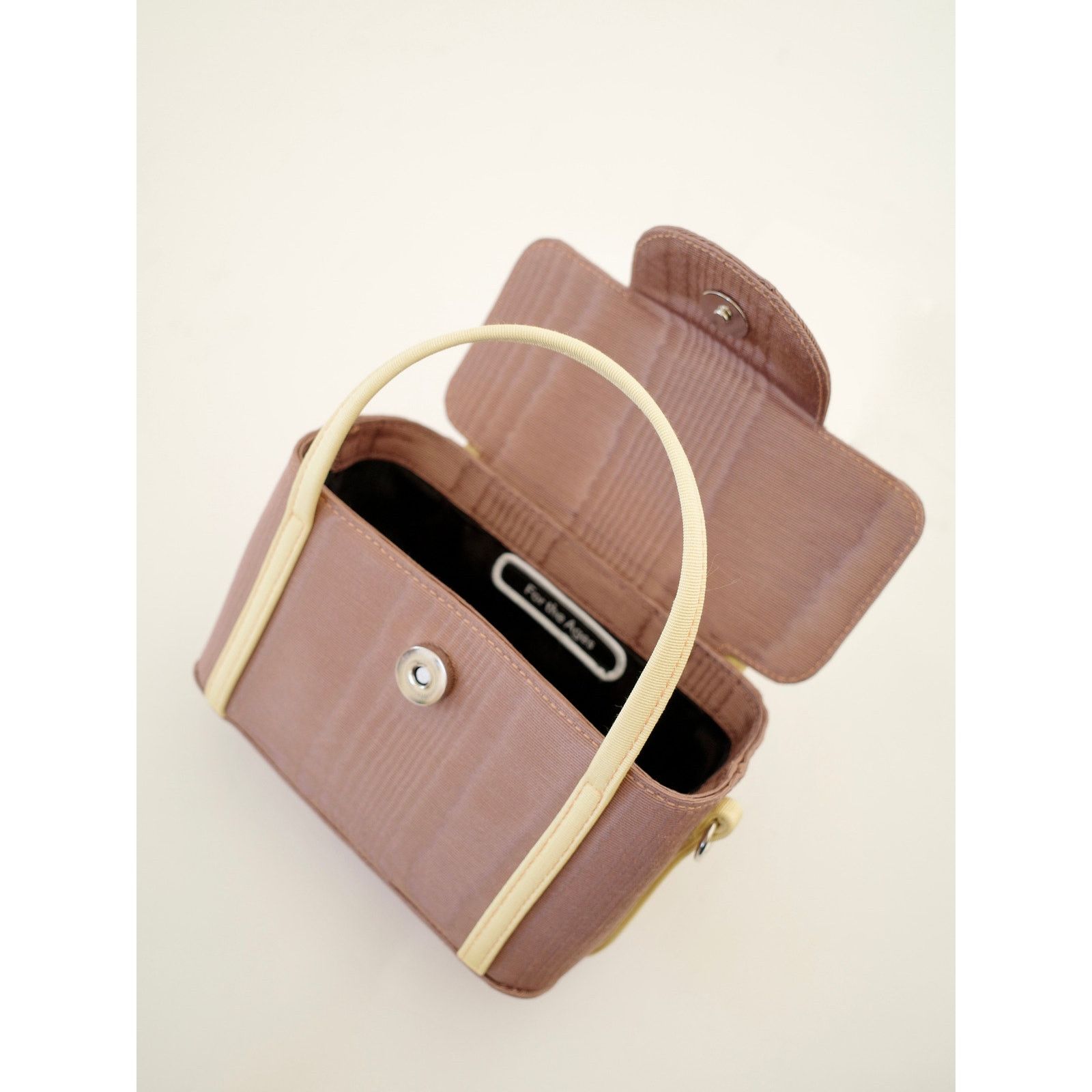 Other Grace Case in Banana Split Moire Color Way Size ONE SIZE - 10 Thumbnail