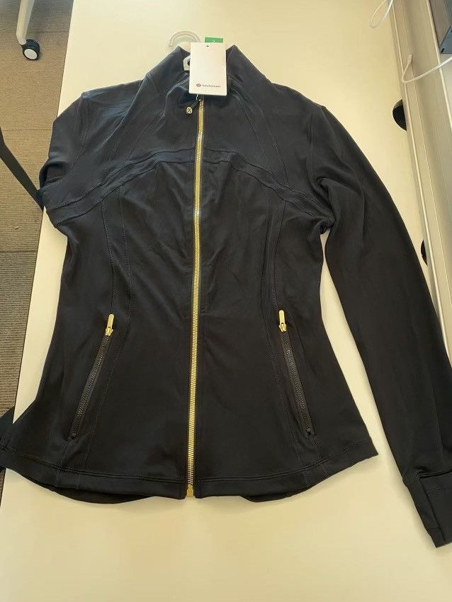 Lululemon Lululemon define jacket black&gold Size S / US 4 / IT 40 - 1 Thumbnail