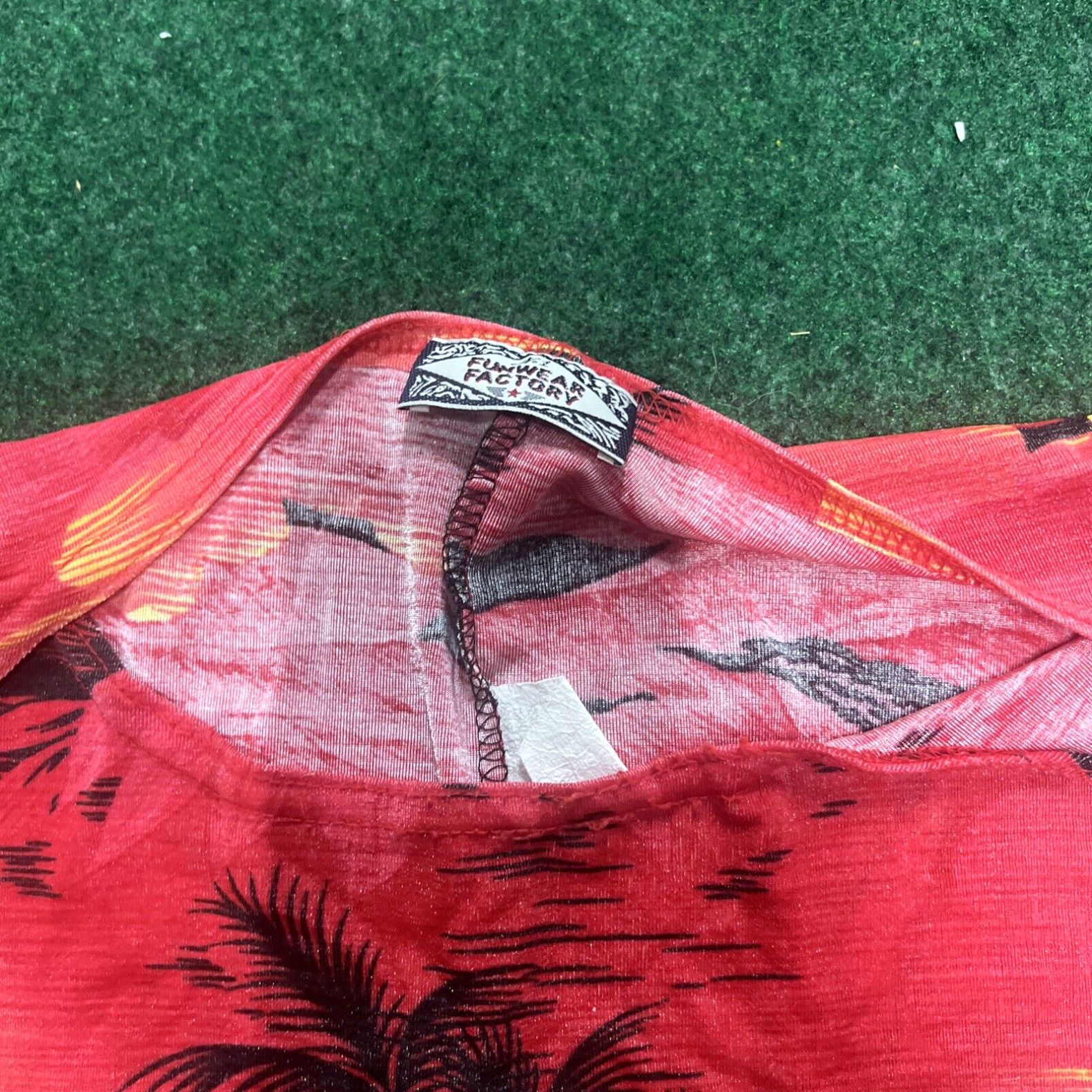 Vintage Hawaiian Red Dress Floral Made in USA Hawaii Size Large Summer Beach Size L / US 10 / IT 46 - 4 Thumbnail
