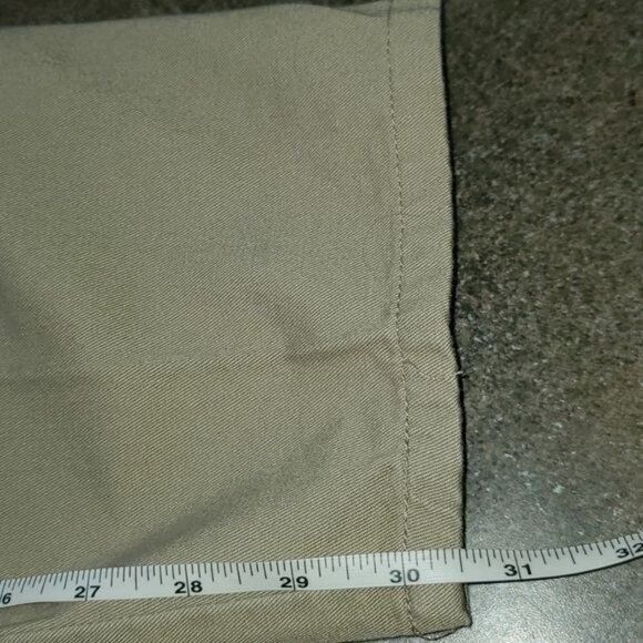 Bugle Boy Bugle Boy Vintage Sz. 31x32 Beige Pleated & Pocketed Pants Size US 31 - 11 Thumbnail