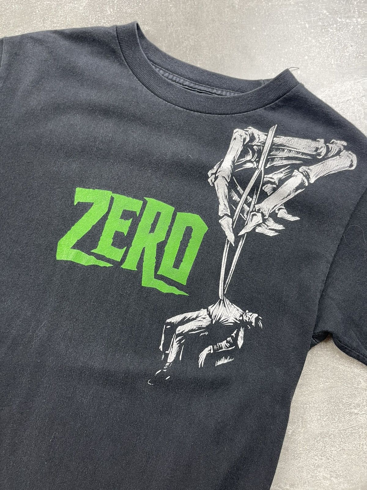 Band Tees × Vintage Vintage Zero Skateboards T-Shirt Skeleton Puppet Graphic 00s Size US S / EU 44-46 / 1 - 4 Thumbnail