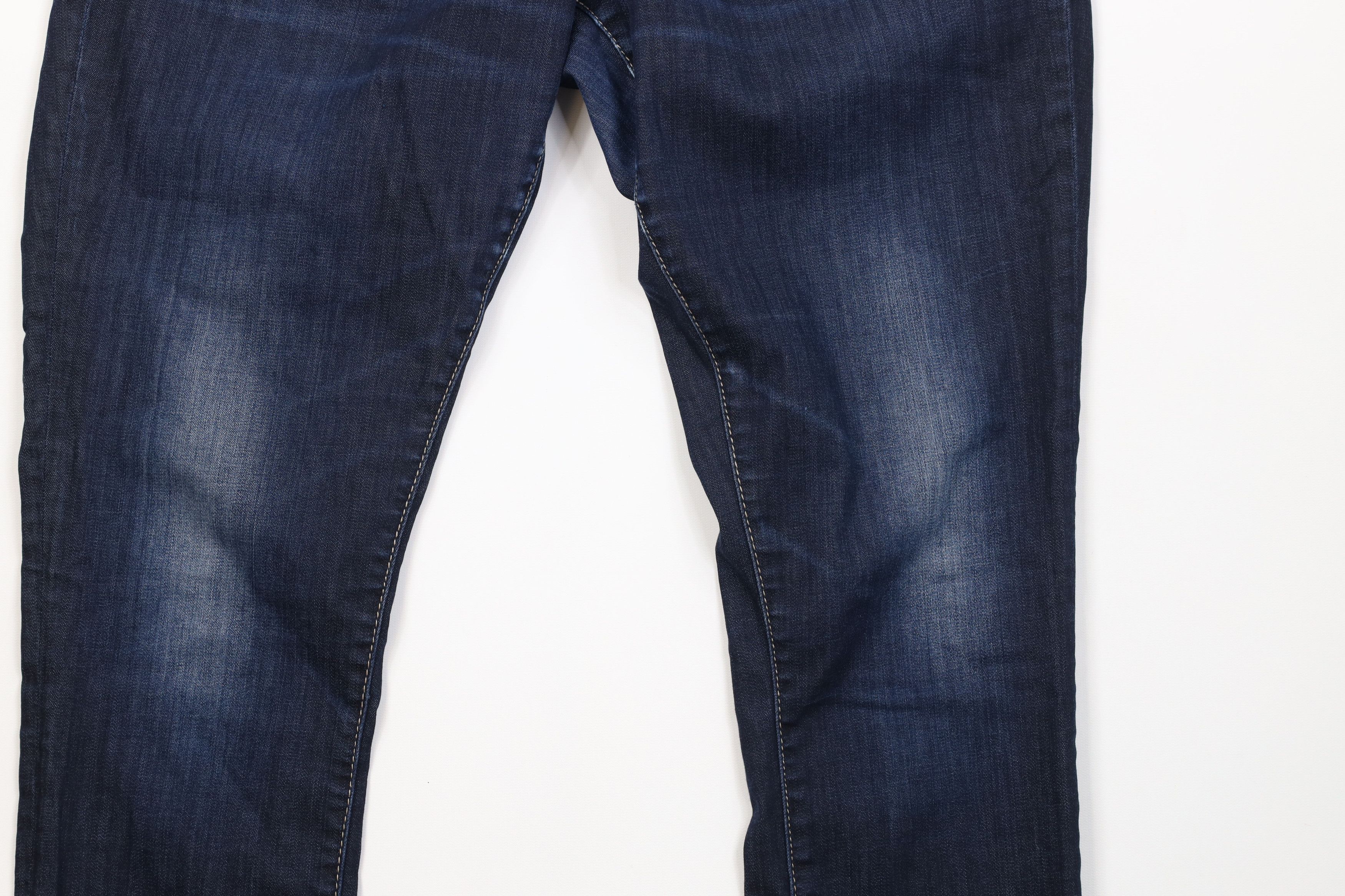 Vintage Buckle Black Stitch Faded Fit No 76 Skinny Leg Denim Jeans Size US 33 - 4 Thumbnail