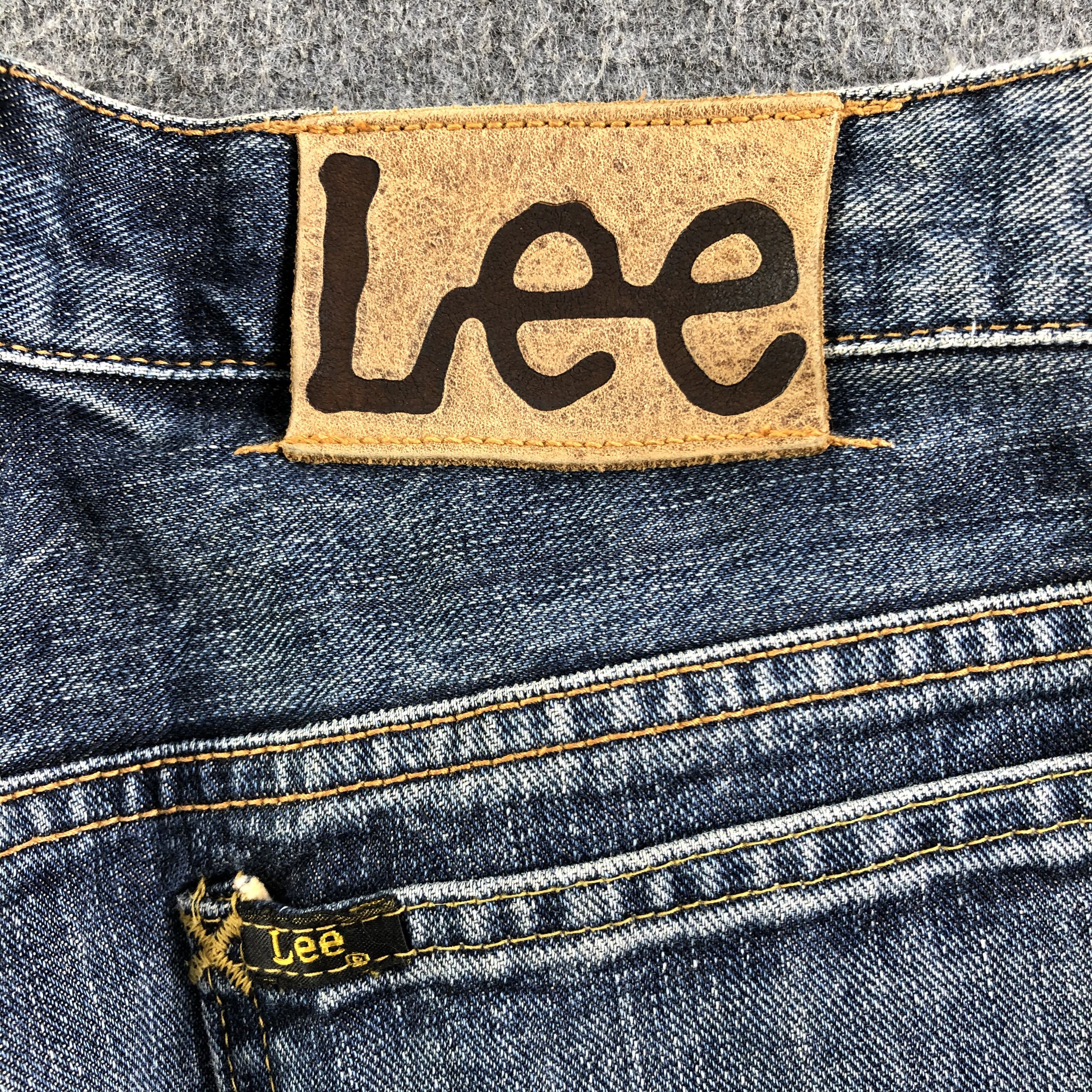 Japanese Brand Vintage Blue Wash Lee Jeans-J2846 Size US 31 - 5 Thumbnail