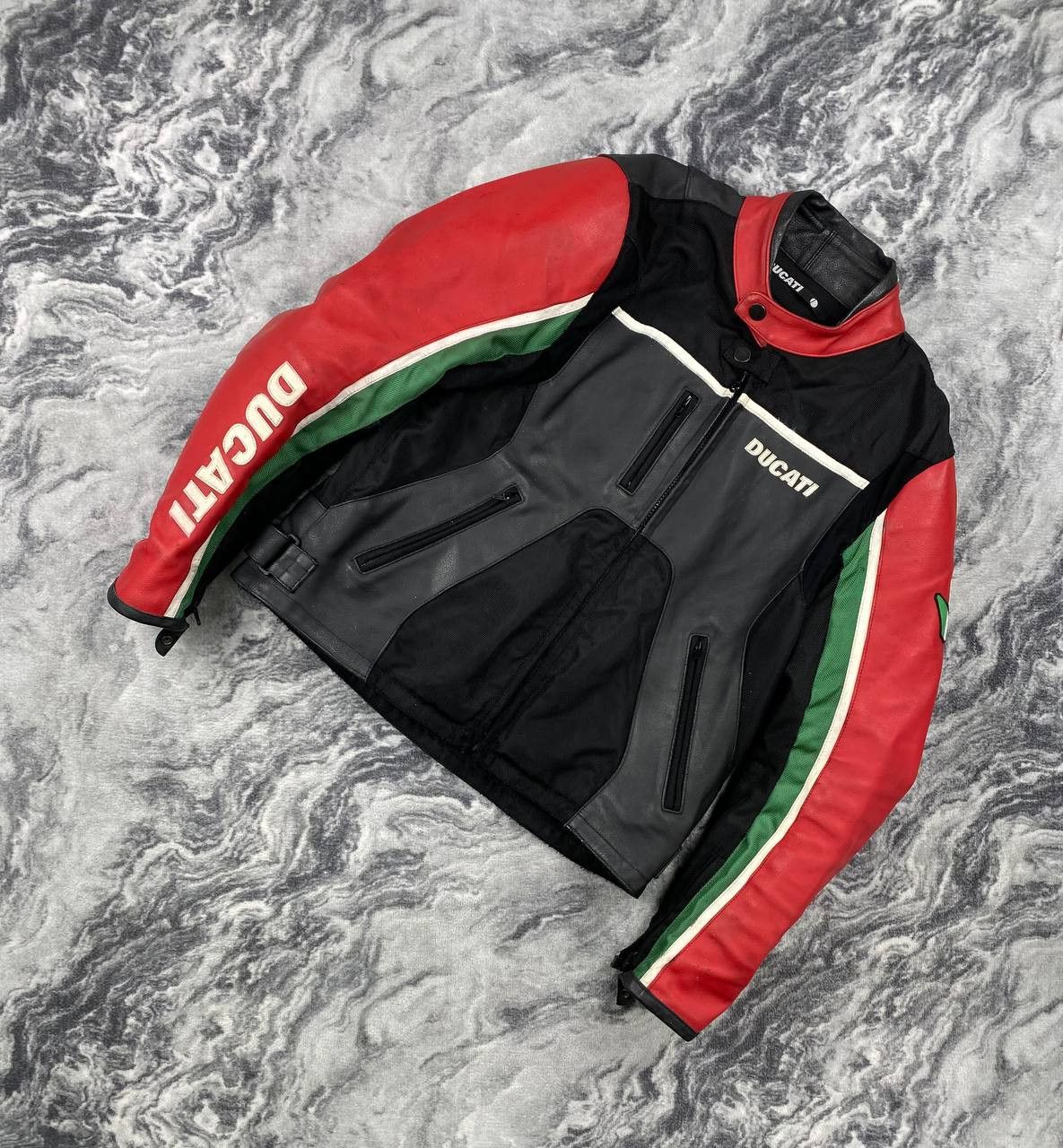 Ducati Ducati Leather Moto Jacket Men Size L Black/ Red Size US L / EU 52-54 / 3 - 1 Thumbnail