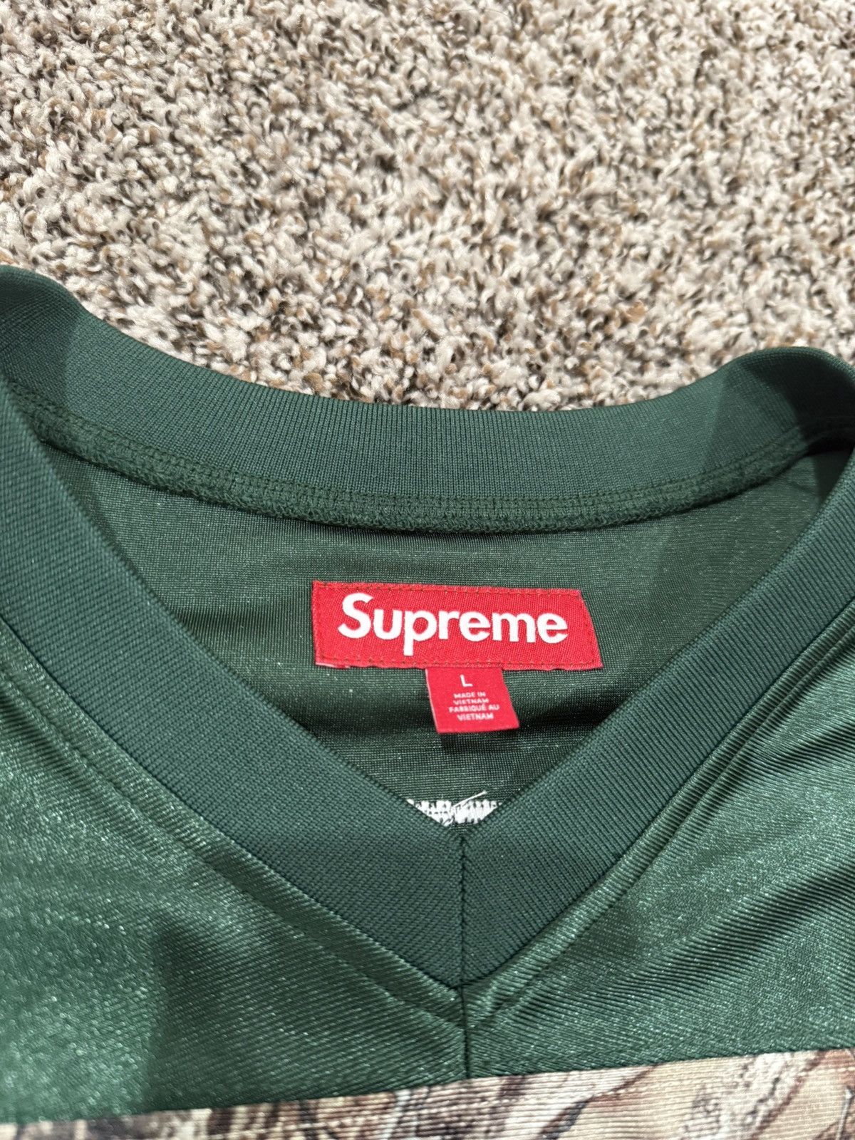 Supreme Supreme breast cancer awareness Size US L / EU 52-54 / 3 - 3 Thumbnail