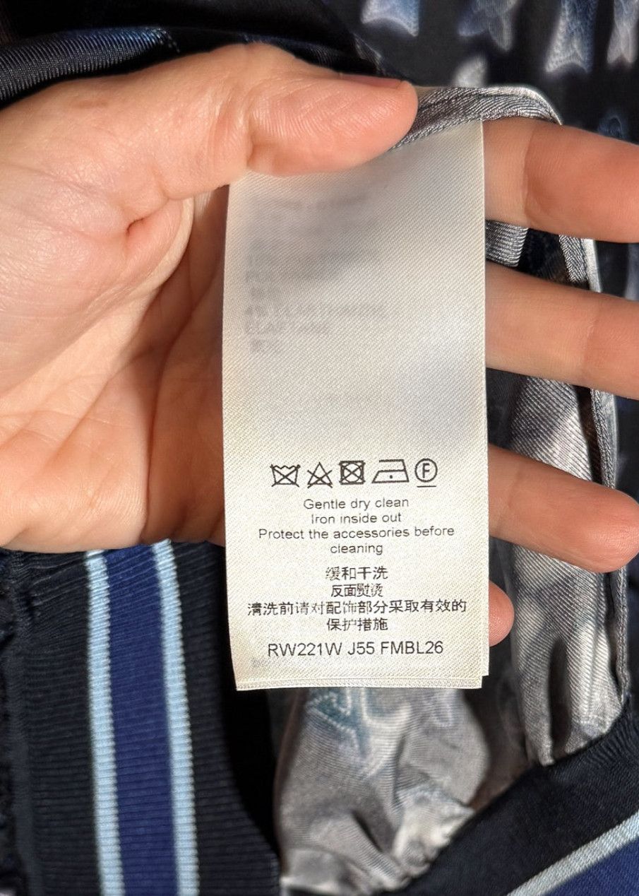 Louis Vuitton Louis Vuitton Blue Mahina Monogram Silk Sporty Sweater Size M / US 6-8 / IT 42-44 - 10 Thumbnail