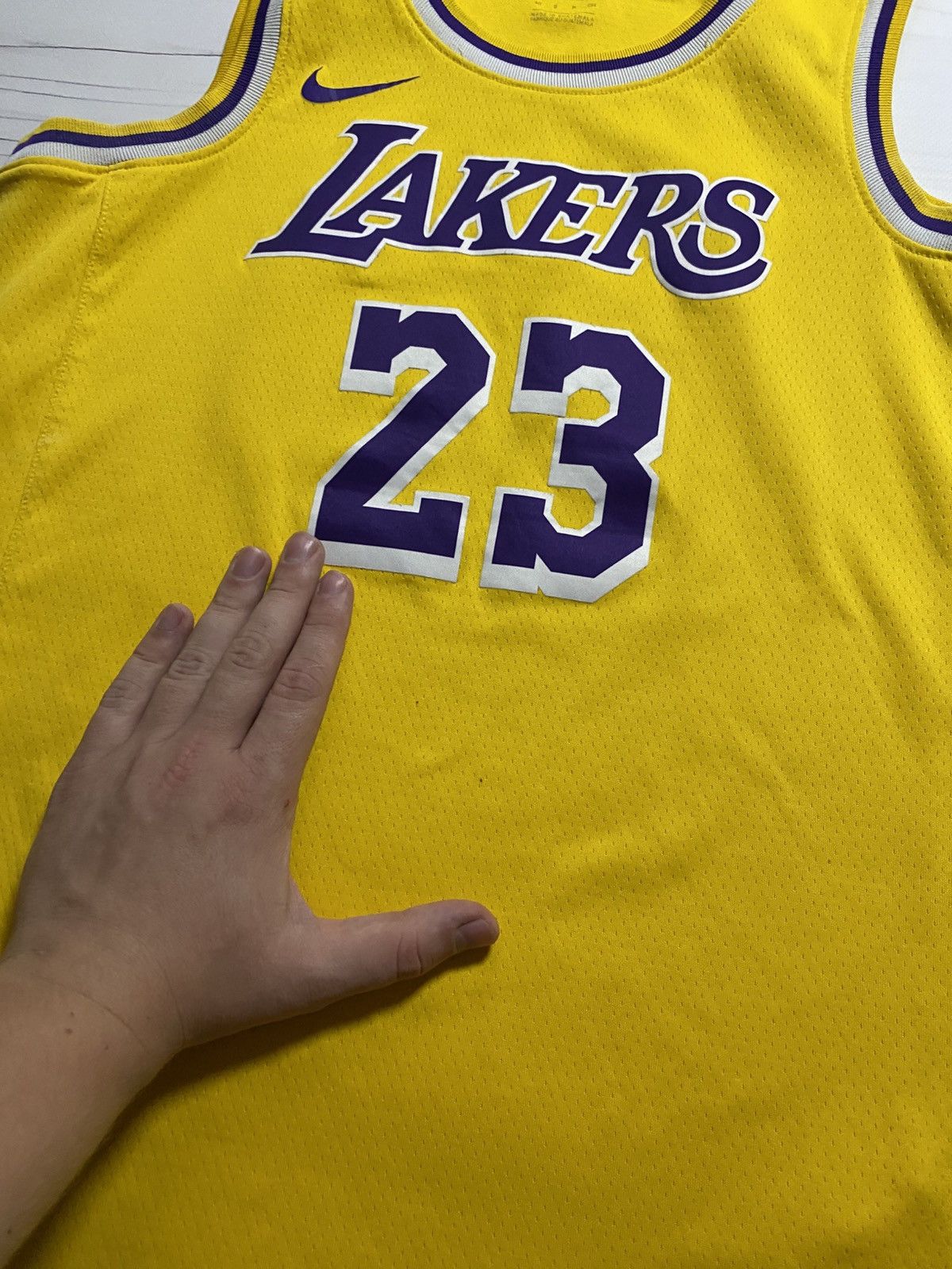 NBA × Nike NBA Nike Lakers #23 LeBron James y2k jersey Size US S / EU 44-46 / 1 - 8 Thumbnail