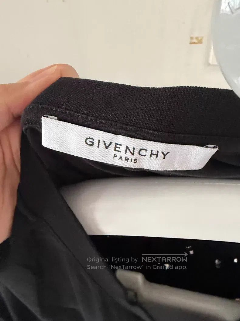 Givenchy Givenchy Black Logo Ripped T-Shirt Size US M / EU 48-50 / 2 - 3 Thumbnail