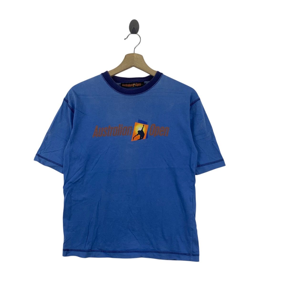 Vintage Vintage 2004 AUSTRALIAN OPEN Grand Slam Natural Faded Tee Size US S / EU 44-46 / 1 - 4 Thumbnail