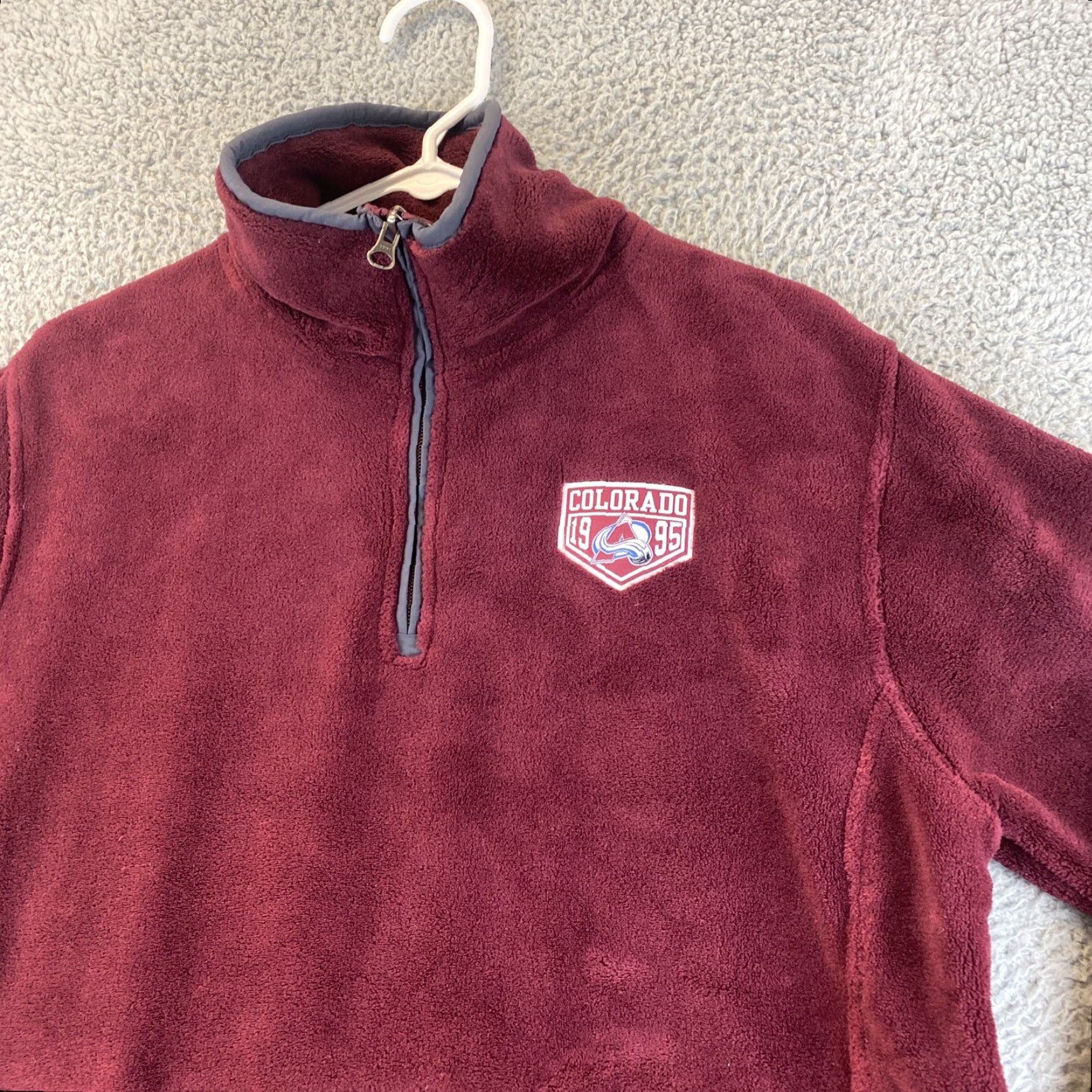 NHL Avalanche NHL Women’s 1/4 Zip Fleece Sweater size XL Jacket Burgundy /66-6 Size XL / US 12-14 / IT 48-50 - 2 Thumbnail