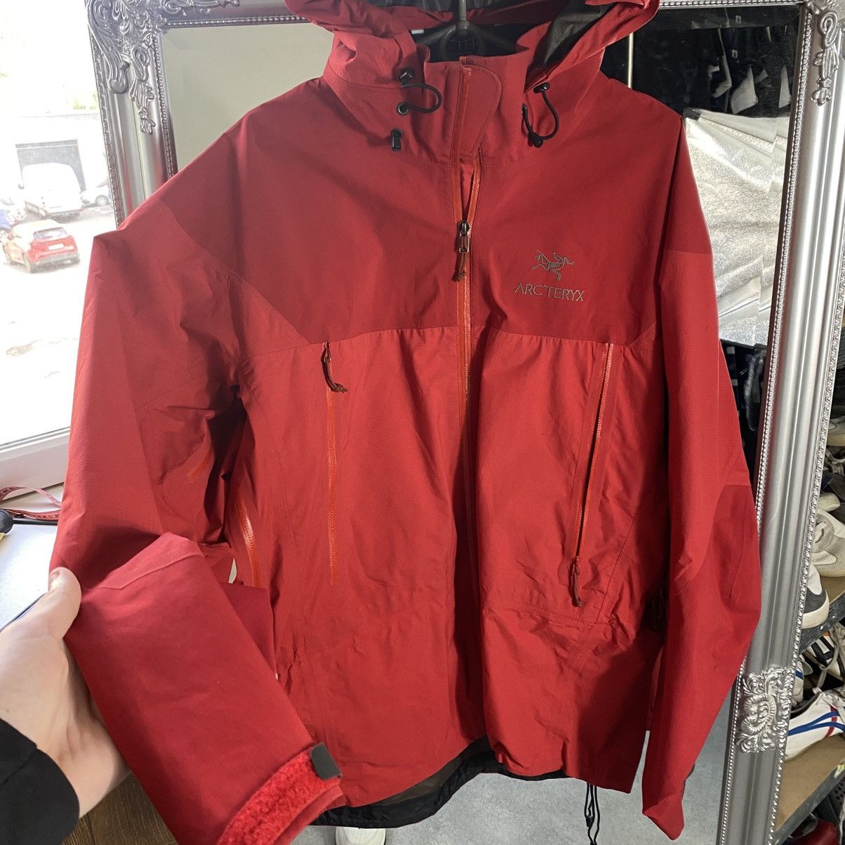 Arc'teryx Arcteryx gore tex jacket Size US L / EU 52-54 / 3 - 5 Thumbnail