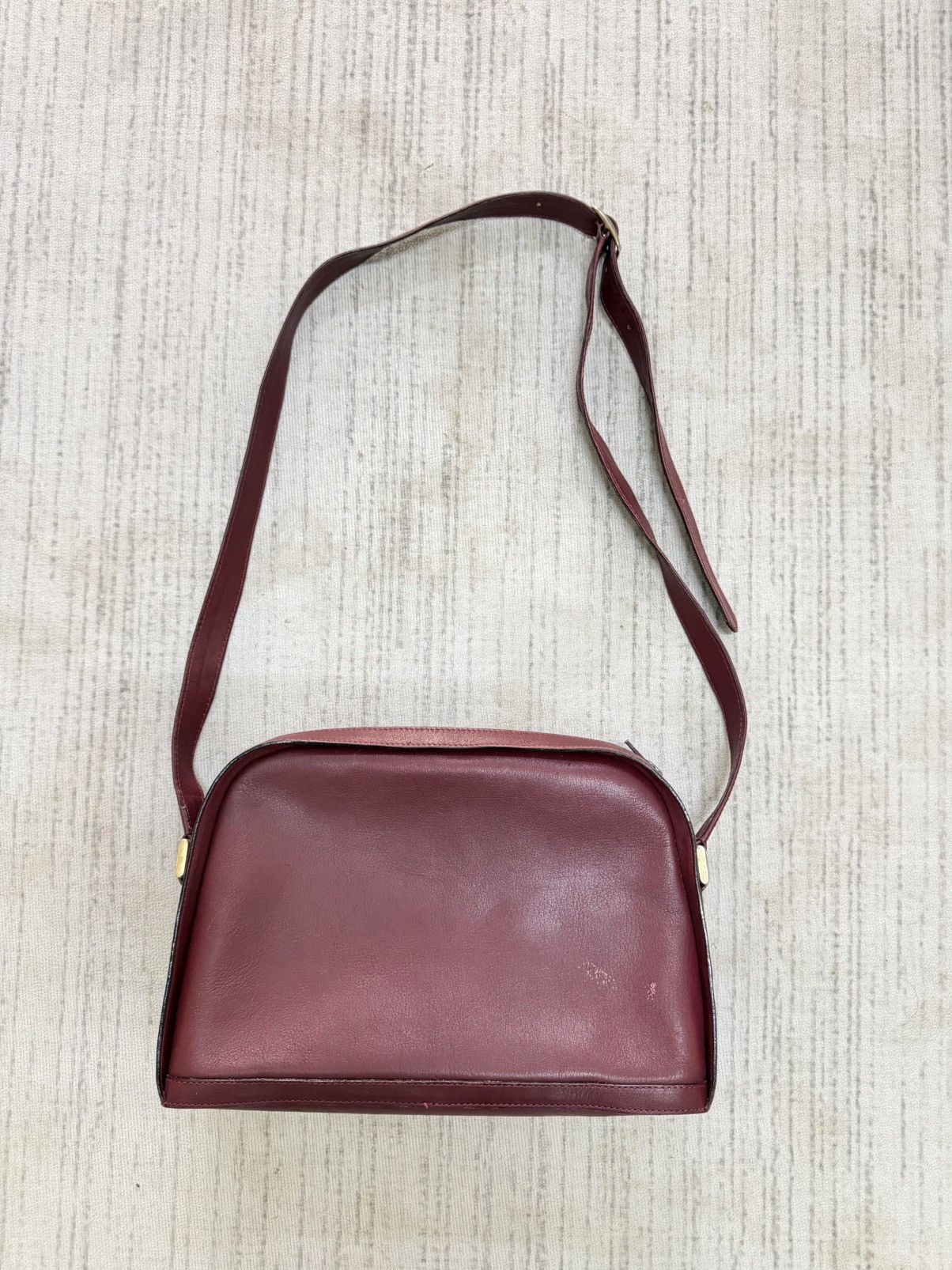 Undercover × Valentino Vintage 80s valentino leather sling bag Size ONE SIZE - 7 Thumbnail