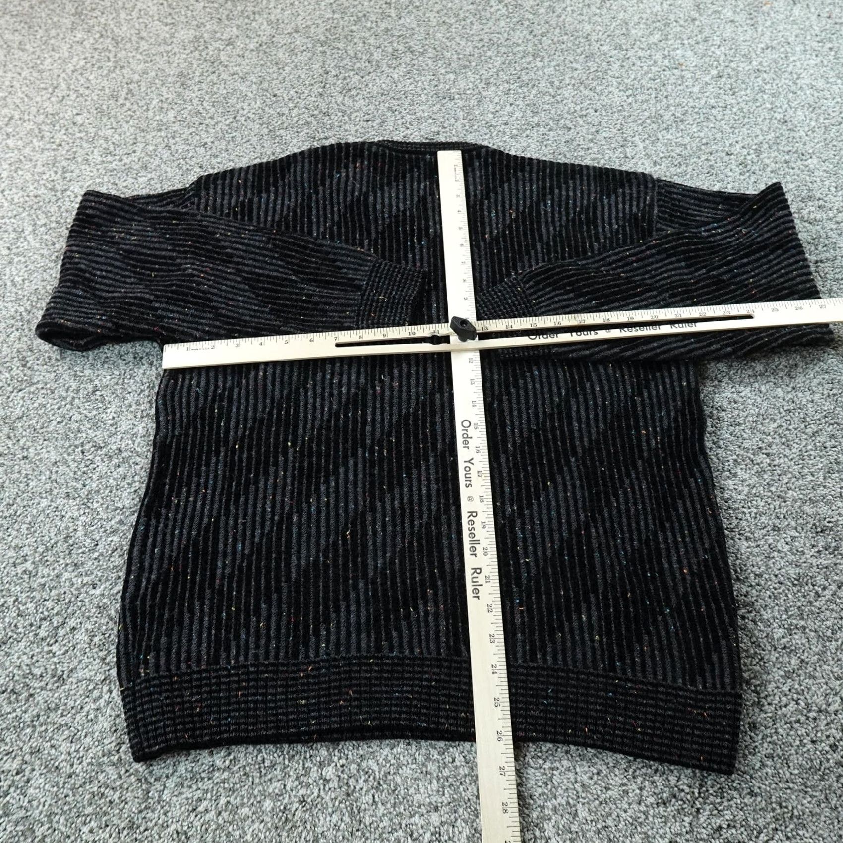 Vintage Bachrach Sweater Mens L Black Striped Wool Knit Crewneck Pullover Italy Size US L / EU 52-54 / 3 - 6 Thumbnail