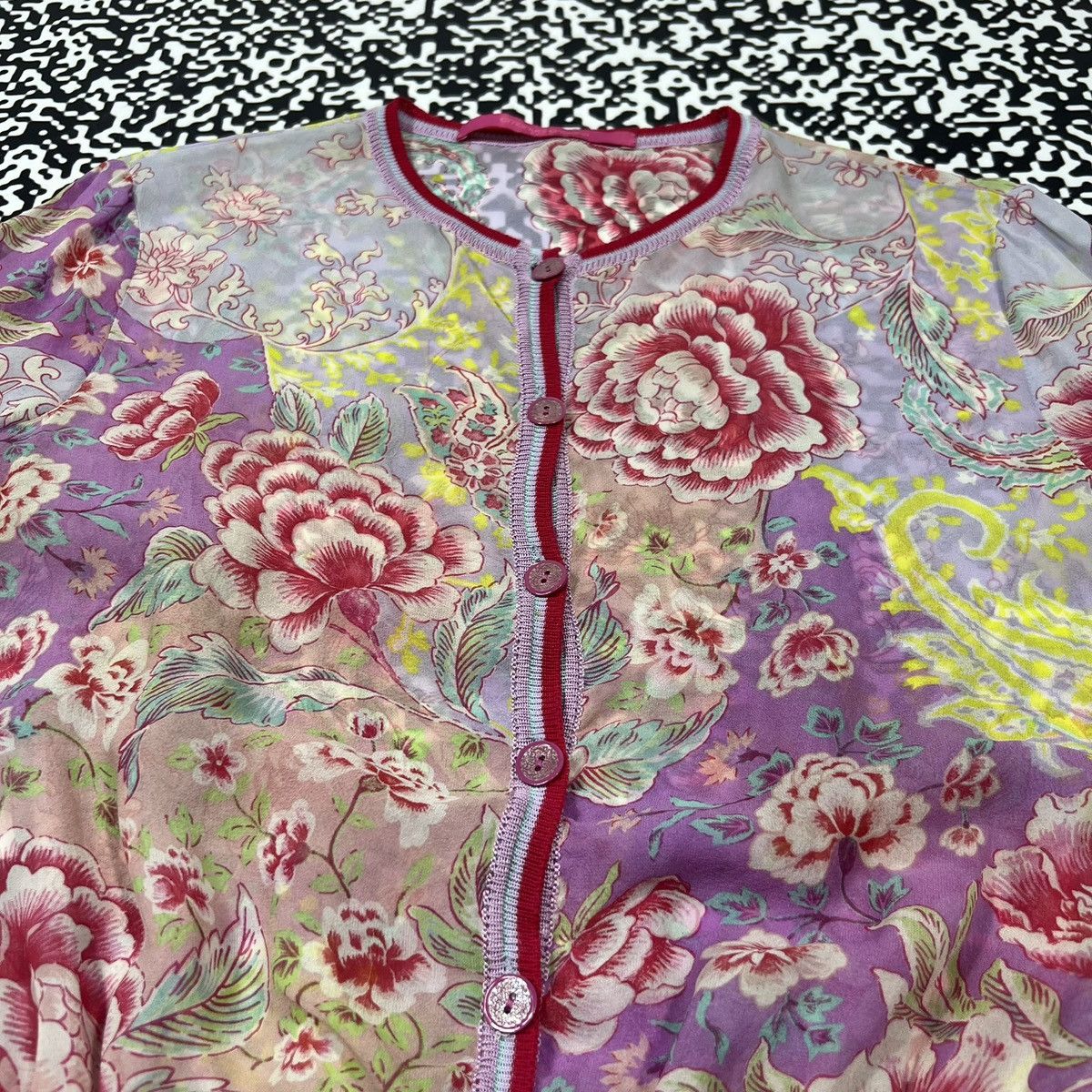 Emanuel Ungaro Vintage Y2K Emanuel Ungaro Paris Silk Floral Luxury Cardigan Size M / US 6-8 / IT 42-44 - 11 Thumbnail
