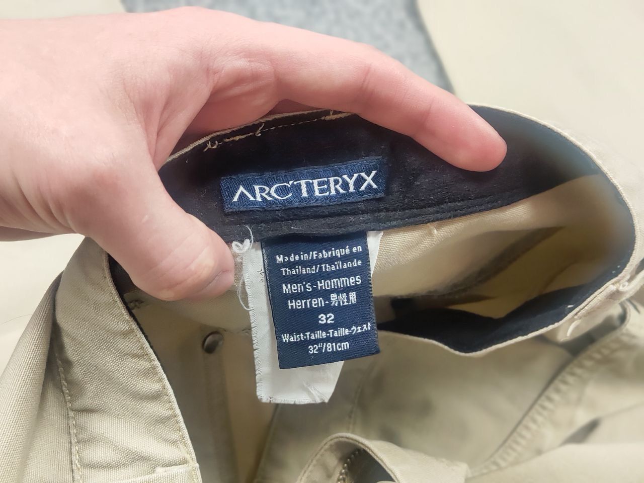 Arc'teryx Vintage Arc'teryx bastion Double Canvas Sand Cargo Pants Size US 32 / EU 48 - 23 Thumbnail