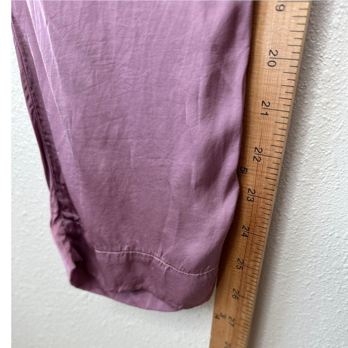 Other Light Purple Shimmer Pocketed Elastic Jogger Pants Small Size 27" / US 4 / IT 40 - 10 Thumbnail