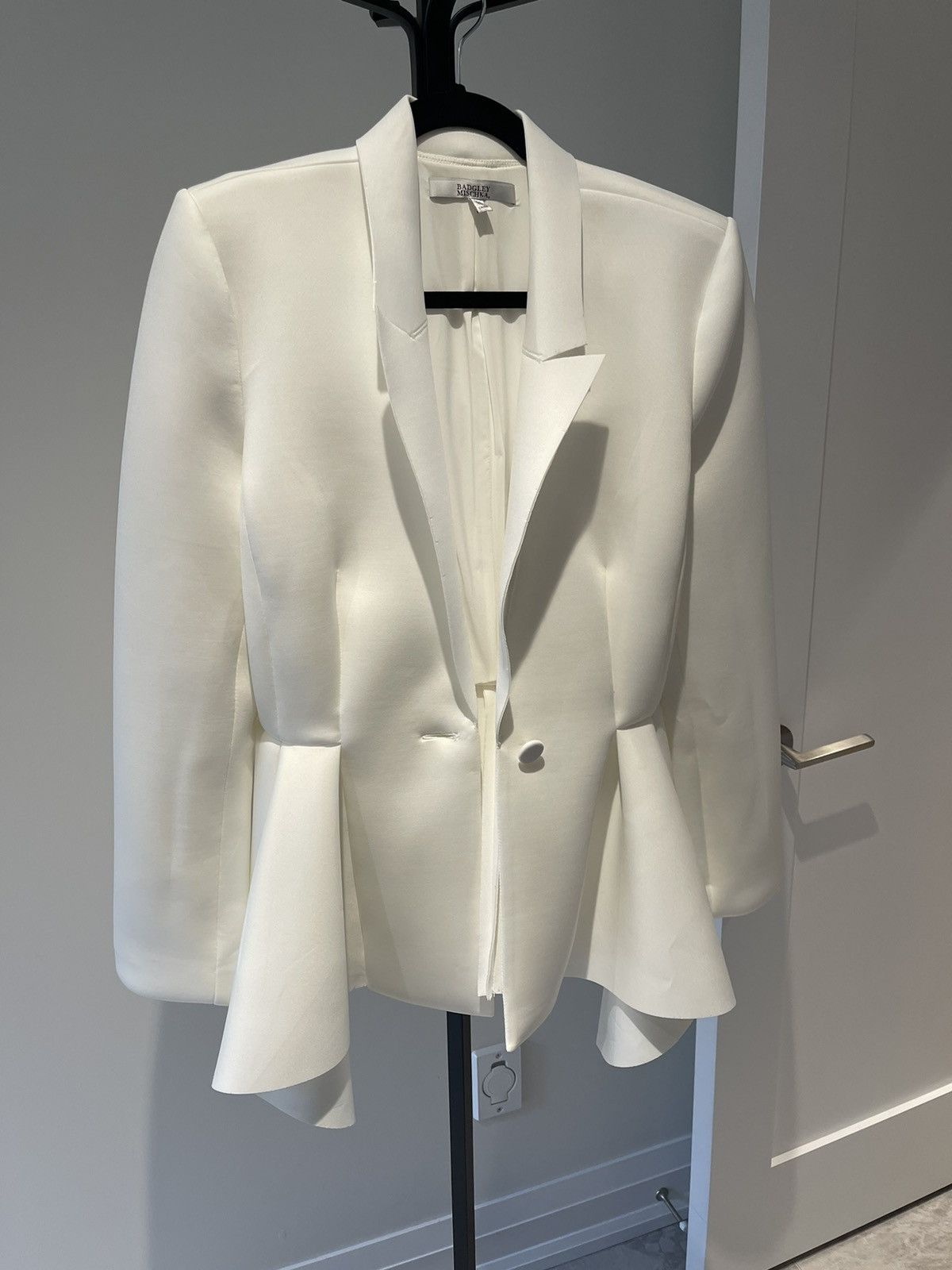 image of Badgley Mischka Blazer in White, Women's (Size Medium)