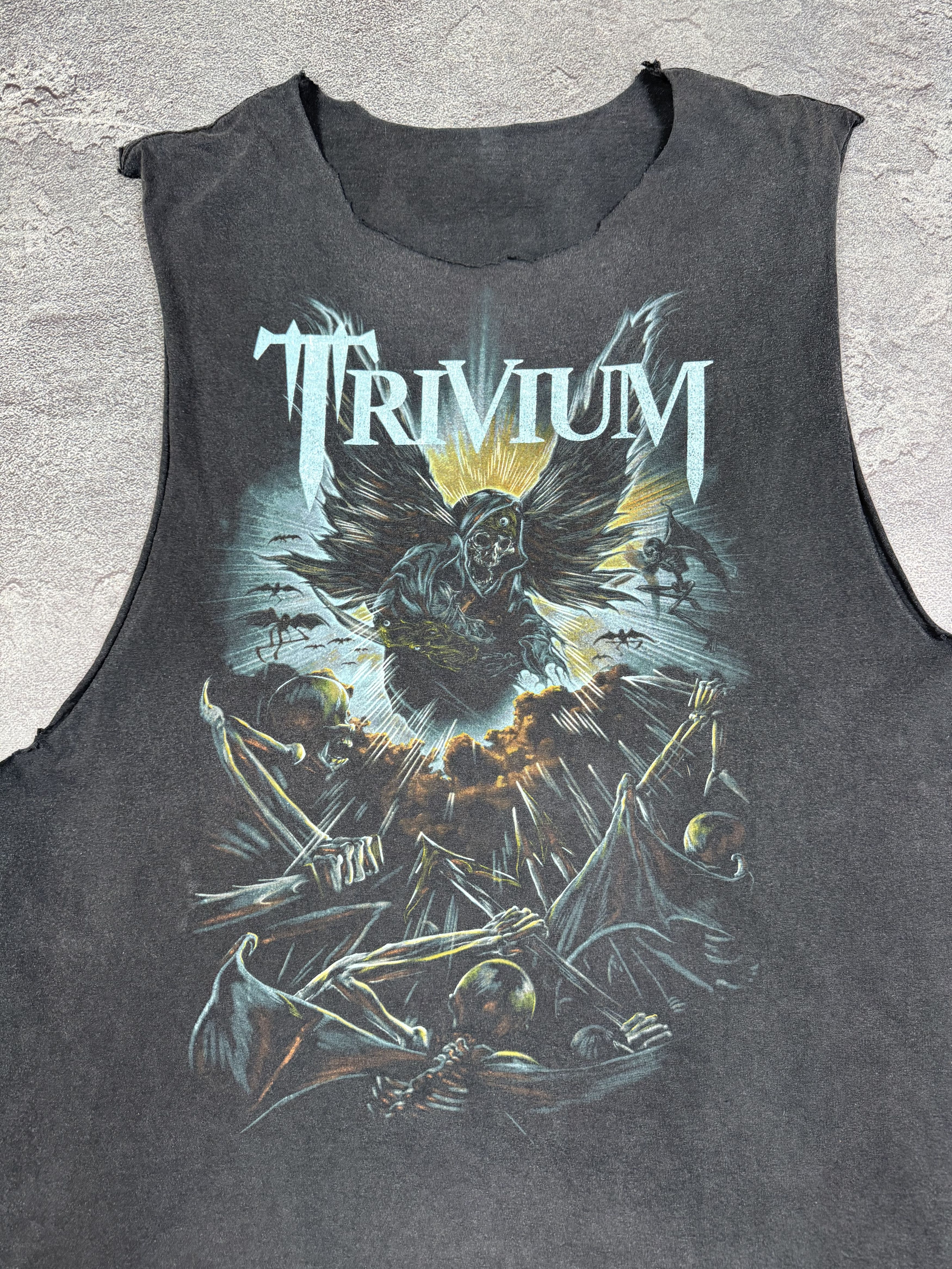 Band Tees Trivium Faded Rock Gothic Tank Top Shirt Size XL Streetwear Size US XL / EU 56 / 4 - 3 Thumbnail