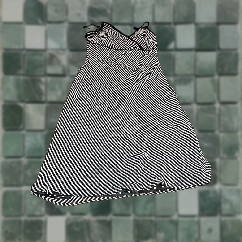 Ann Taylor Ann Taylor Dress Womens Size 4 Black Striped Silk Sleeveless Knee Length Dress Size S / US 4 / IT 40 - 1 Preview