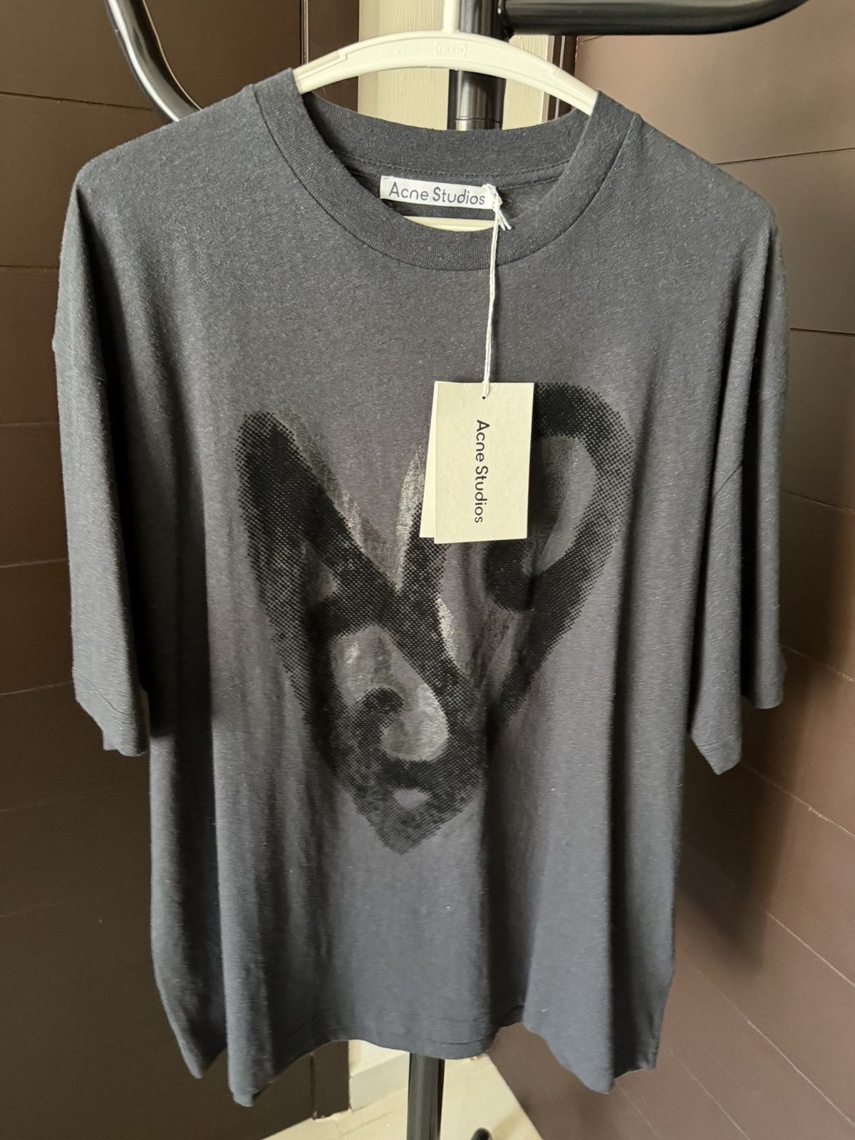 Acne Studios Acne Studios T-Shirt Black Heart Size US M / EU 48-50 / 2 - 3 Thumbnail