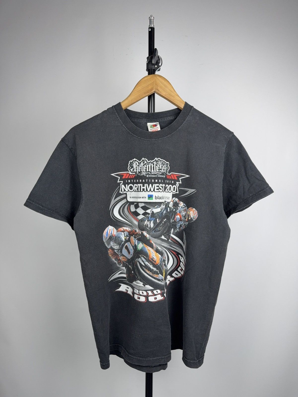 Vintage 00s Northwest 200 2010 Road Racing Moto T-Shirt Relentless Size US M / EU 48-50 / 2 - 1 Thumbnail