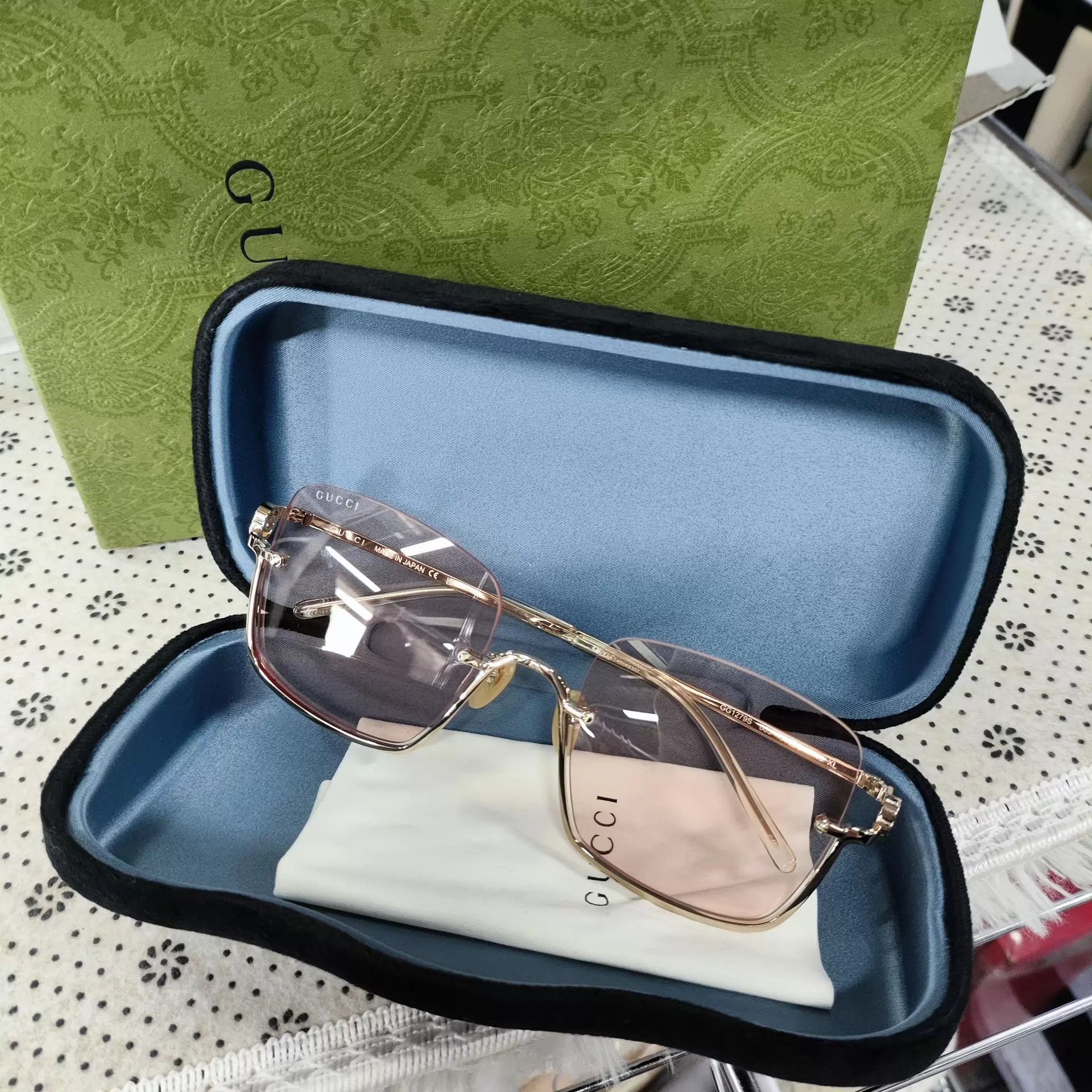 Gucci Gucci Women's Pink Sunglasses Size ONE SIZE - 1 Thumbnail